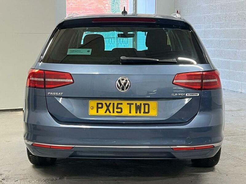 2015 Volkswagen Passat - Thumbnail 12