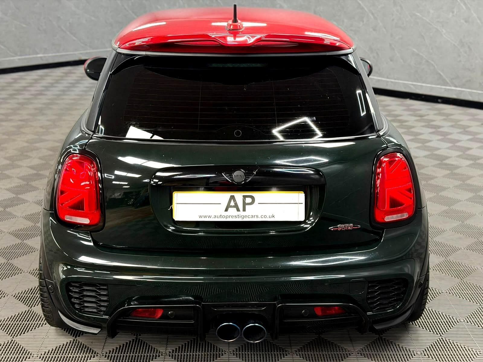 2015 MINI Hatch - Thumbnail 24
