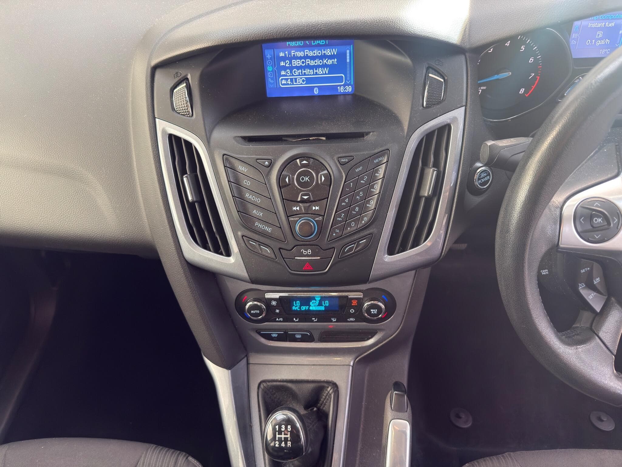 2012 Ford Focus - Thumbnail 14