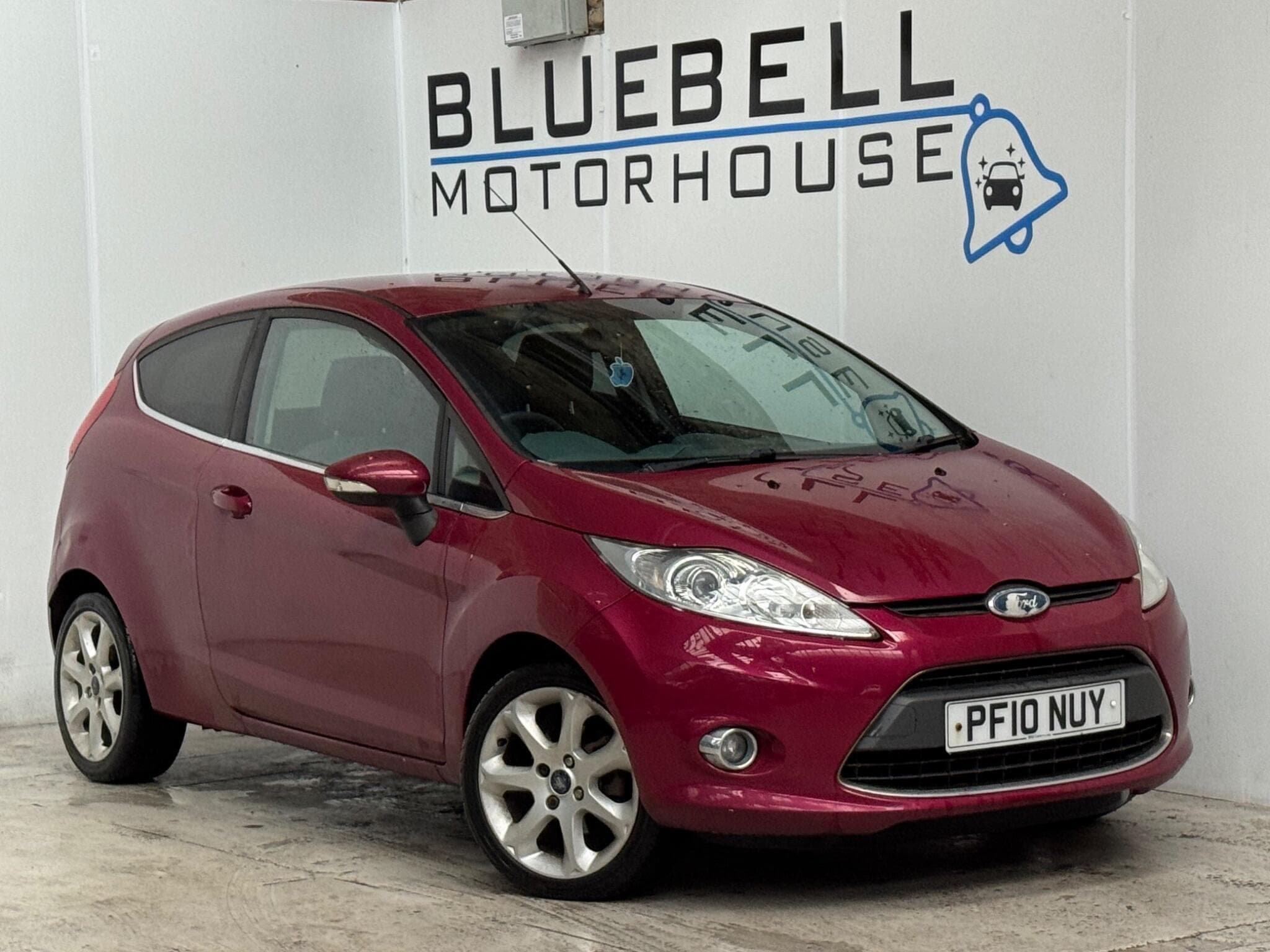 2010 Ford Fiesta - Main