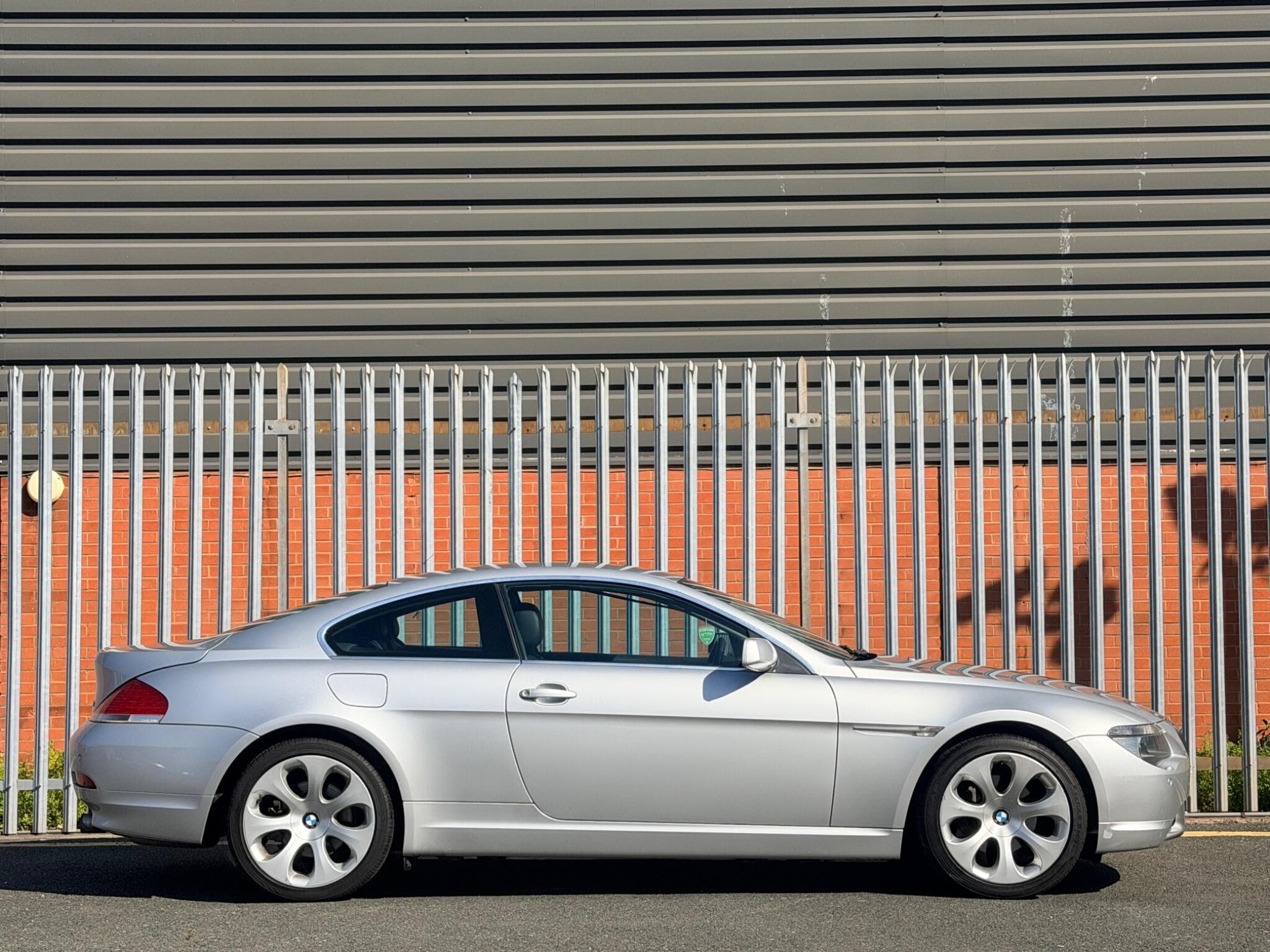 2005 BMW 6 Series - Thumbnail 2