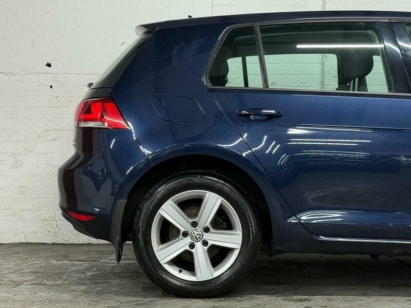 2016 Volkswagen Golf - Thumbnail 26
