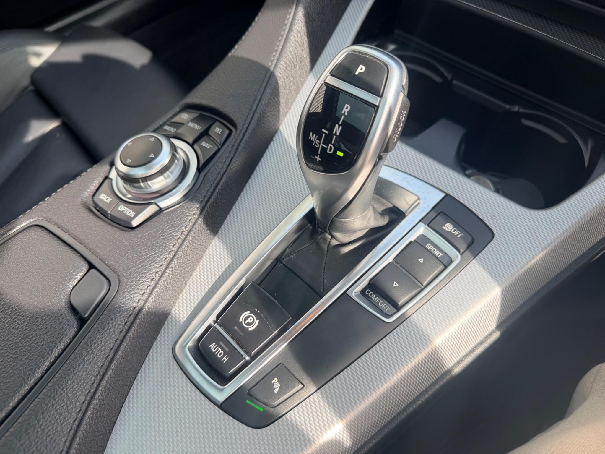 2012 BMW 6 Series - Thumbnail 25