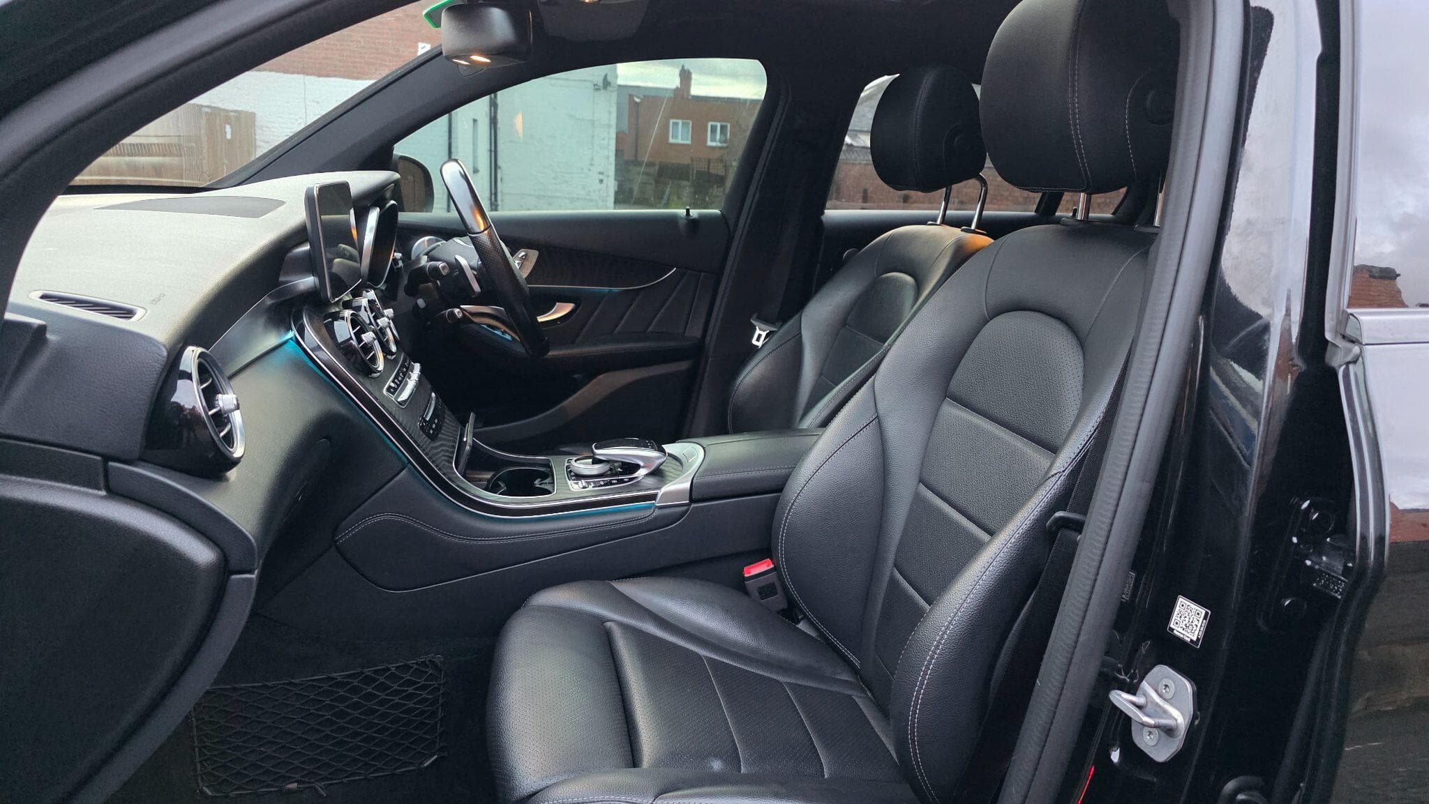 2018 Mercedes-Benz GLC - Thumbnail 18