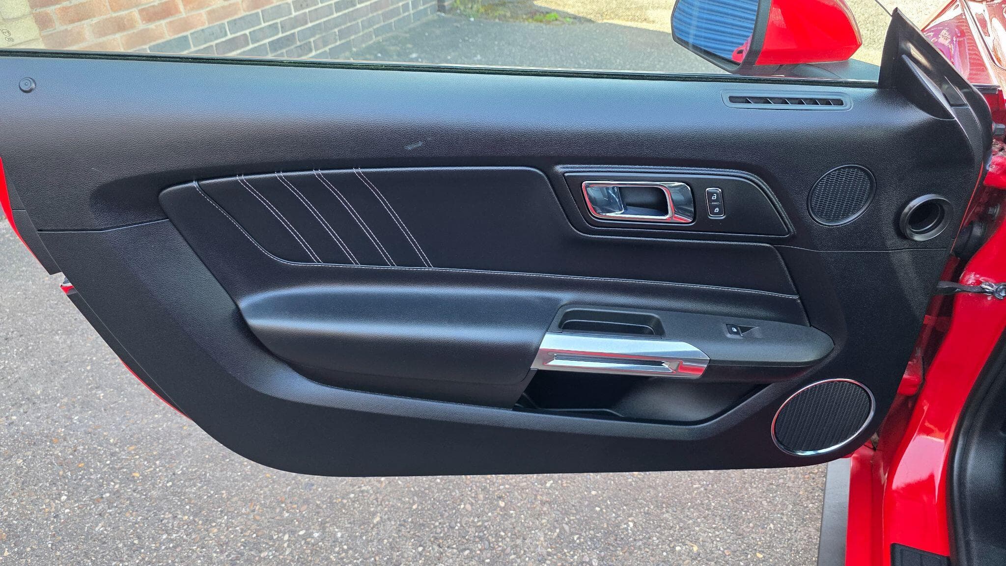 2016 Ford Mustang - Thumbnail 16