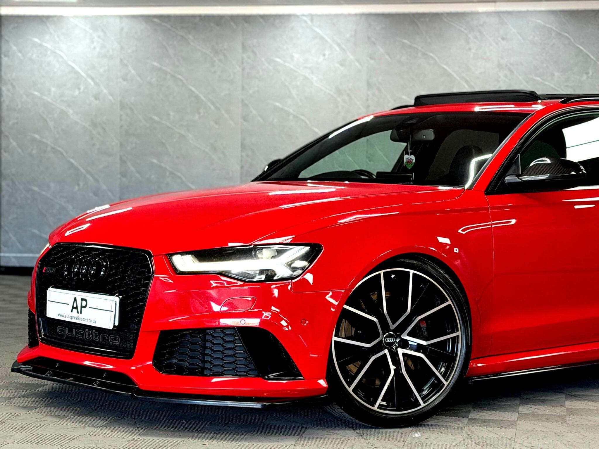 2017 Audi RS6 Avant - Thumbnail 10