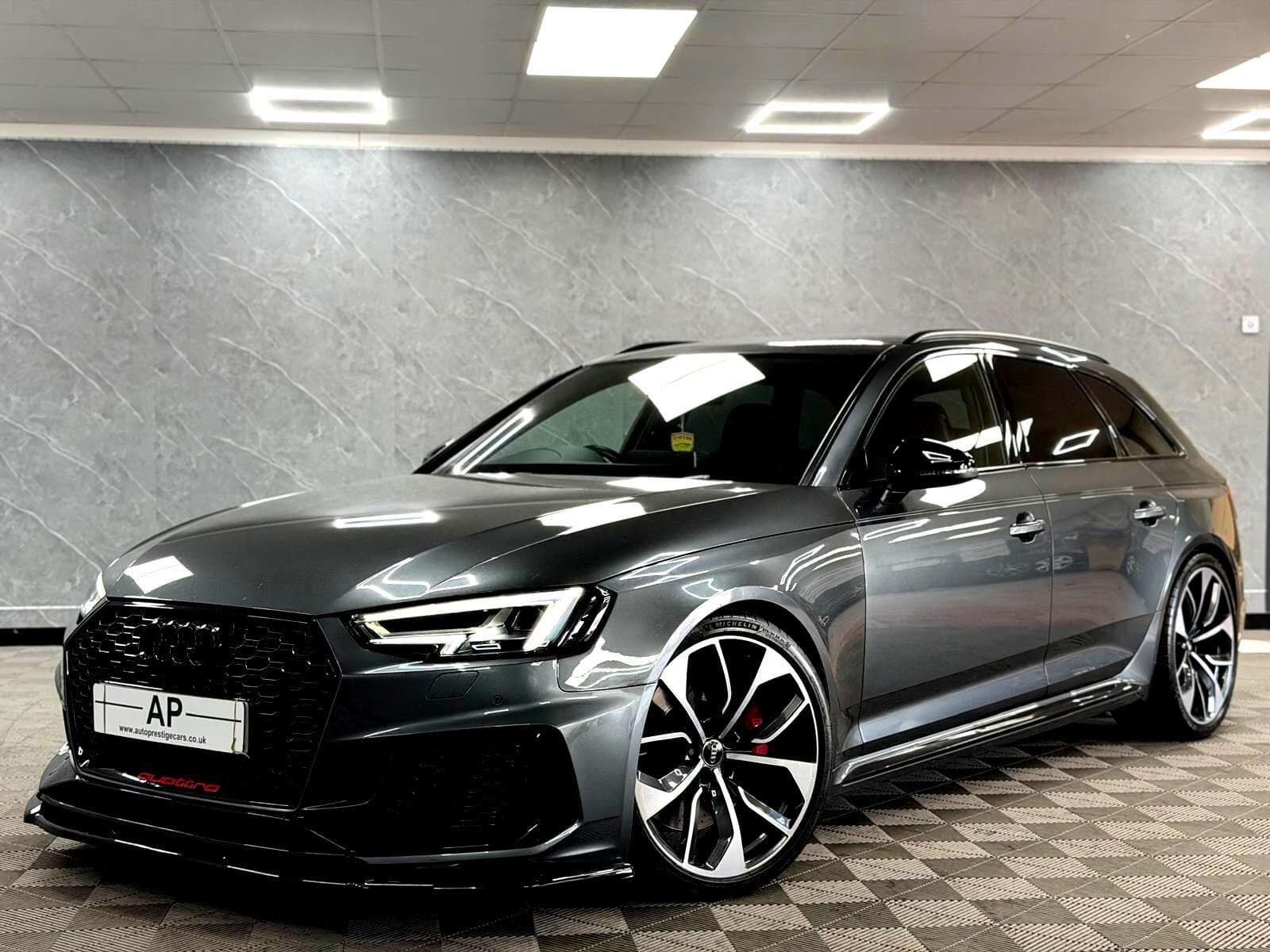2018 Audi RS4 Avant - Thumbnail 9