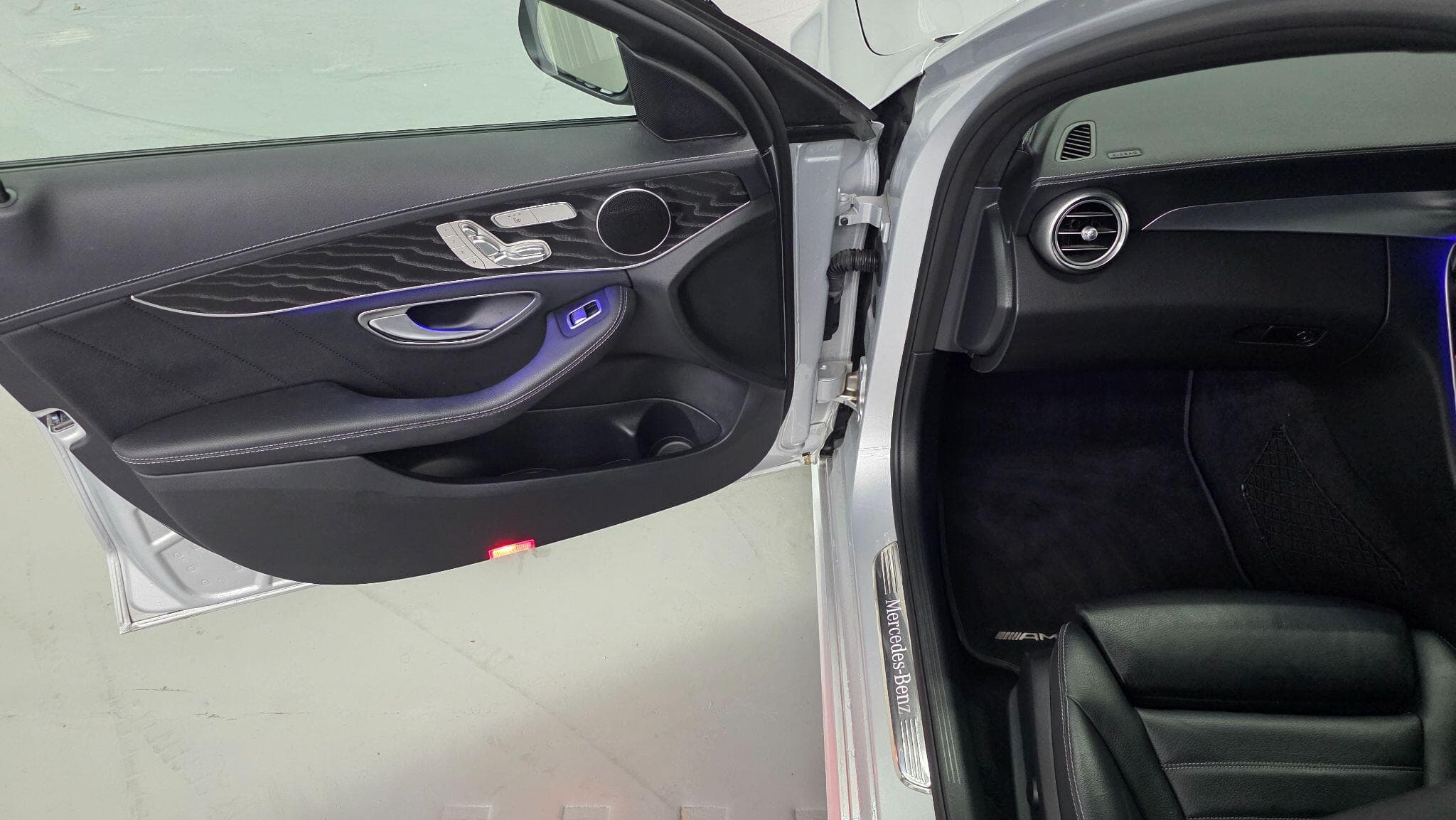 2021 Mercedes-Benz C Class - Thumbnail 38