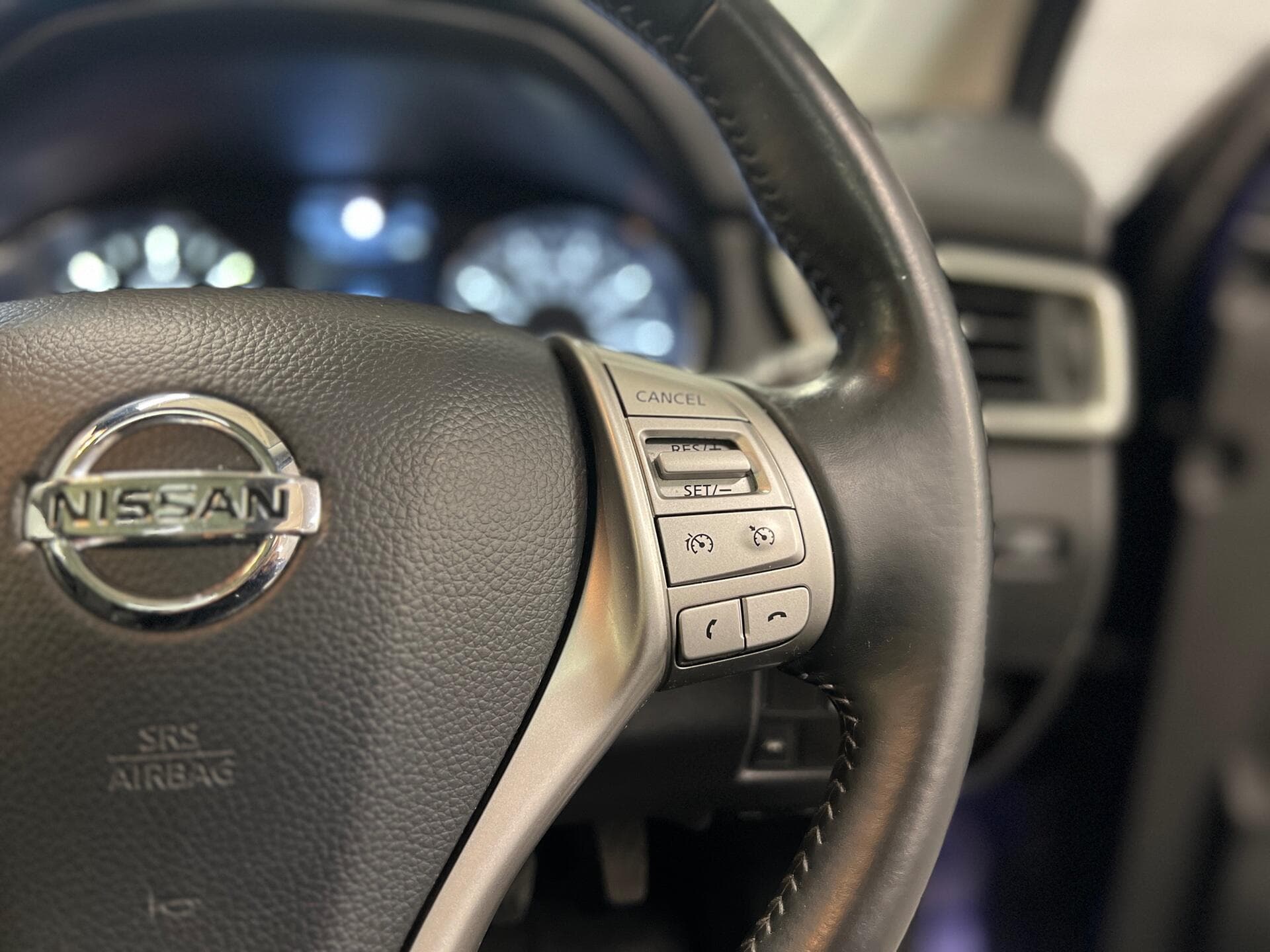 2015 Nissan Qashqai - Thumbnail 31