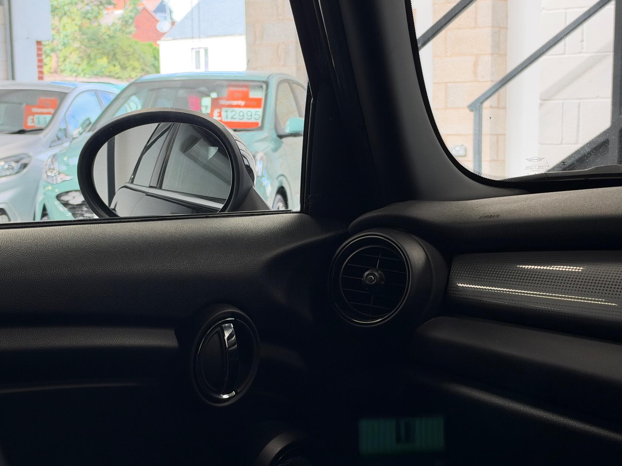 2018 MINI Hatch - Thumbnail 44