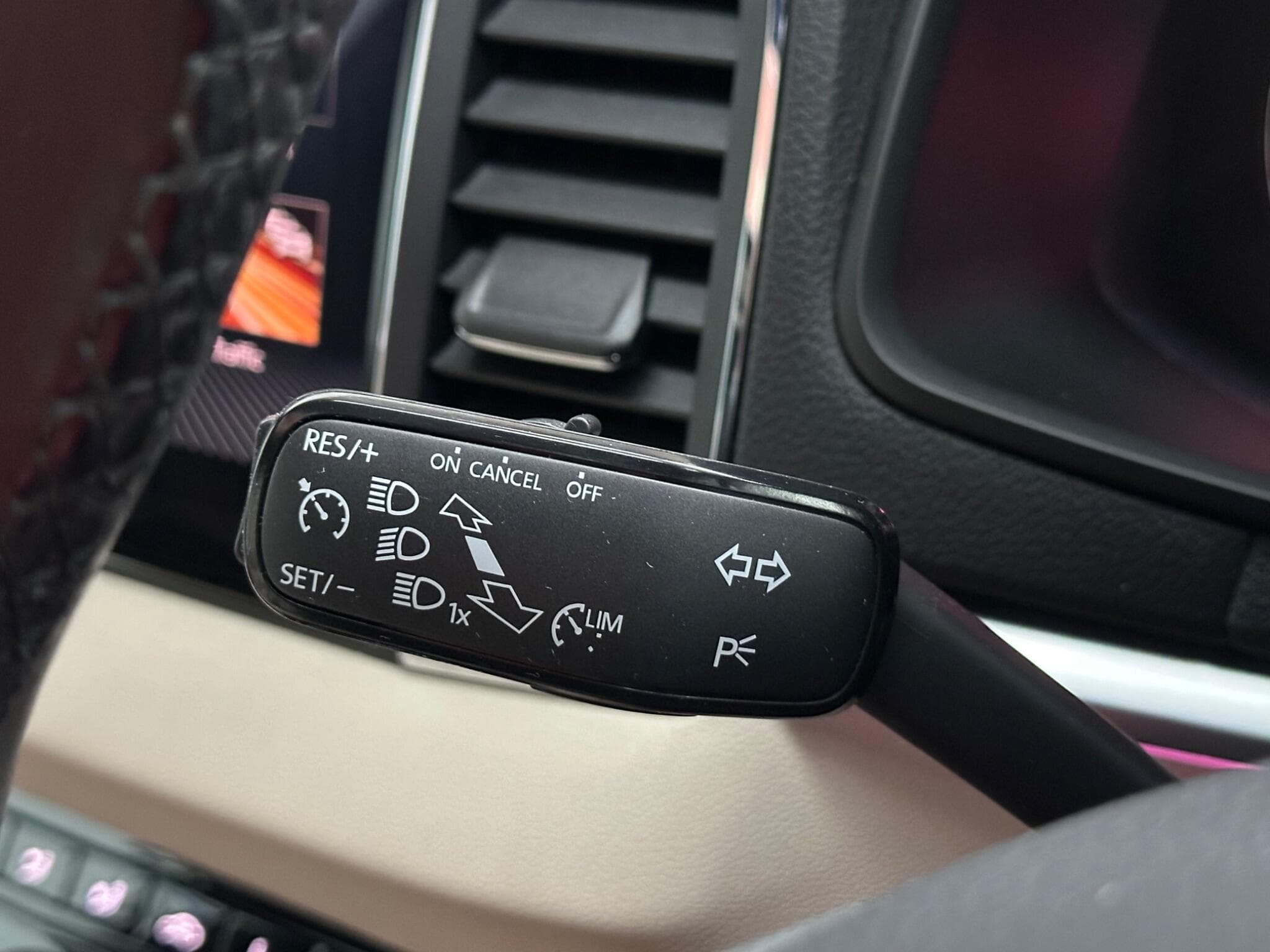 2018 Skoda Karoq - Thumbnail 29