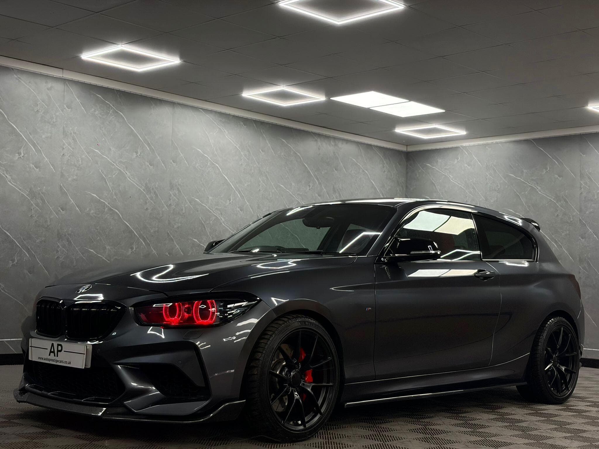 2016 BMW 1 Series - Thumbnail 26