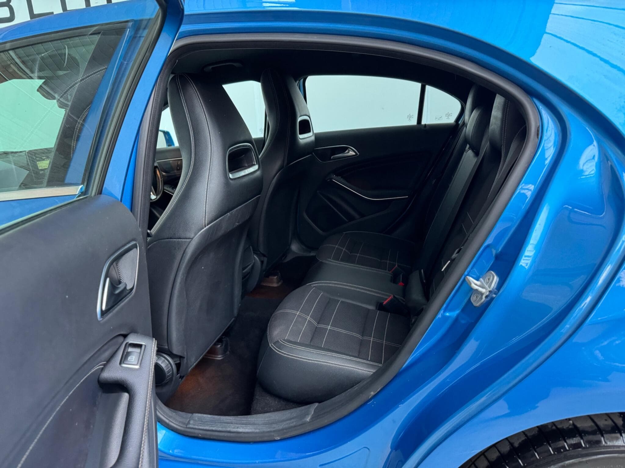 2015 Mercedes-Benz A Class - Thumbnail 11