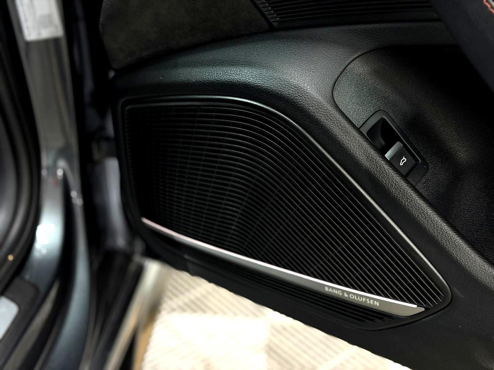 2018 Audi RS4 Avant - Thumbnail 37