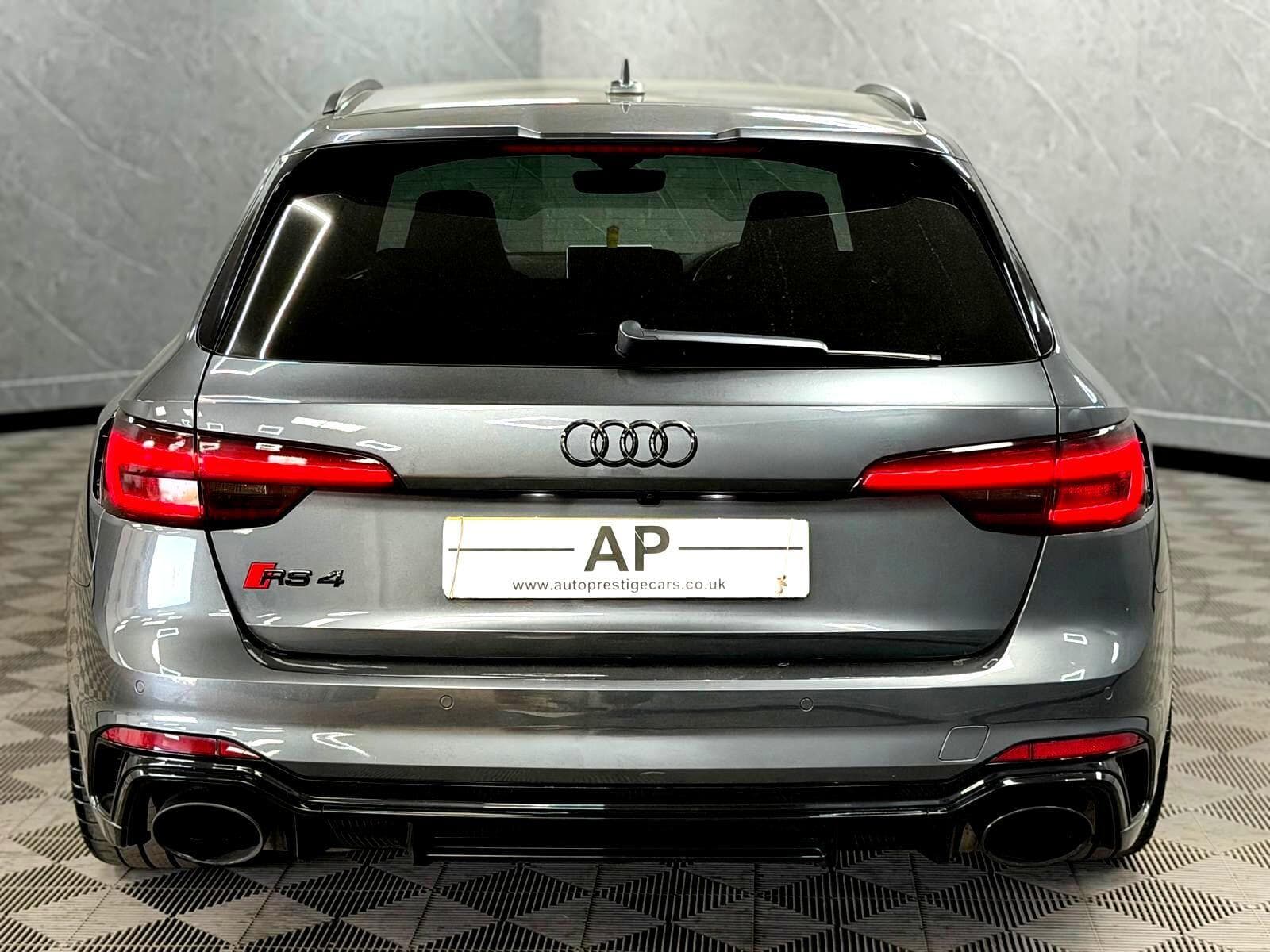 2018 Audi RS4 Avant - Thumbnail 25