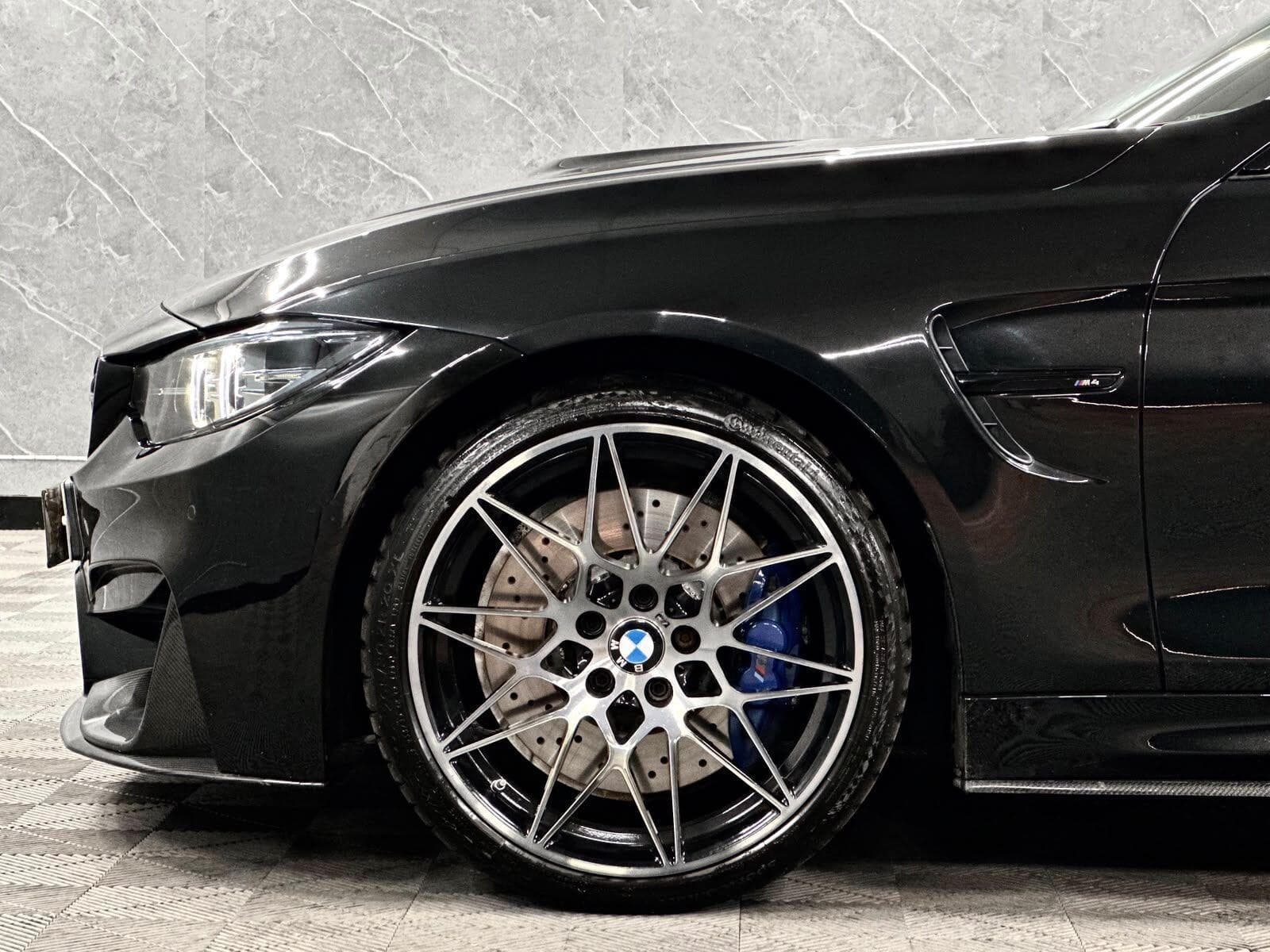 2017 BMW M4 - Thumbnail 4