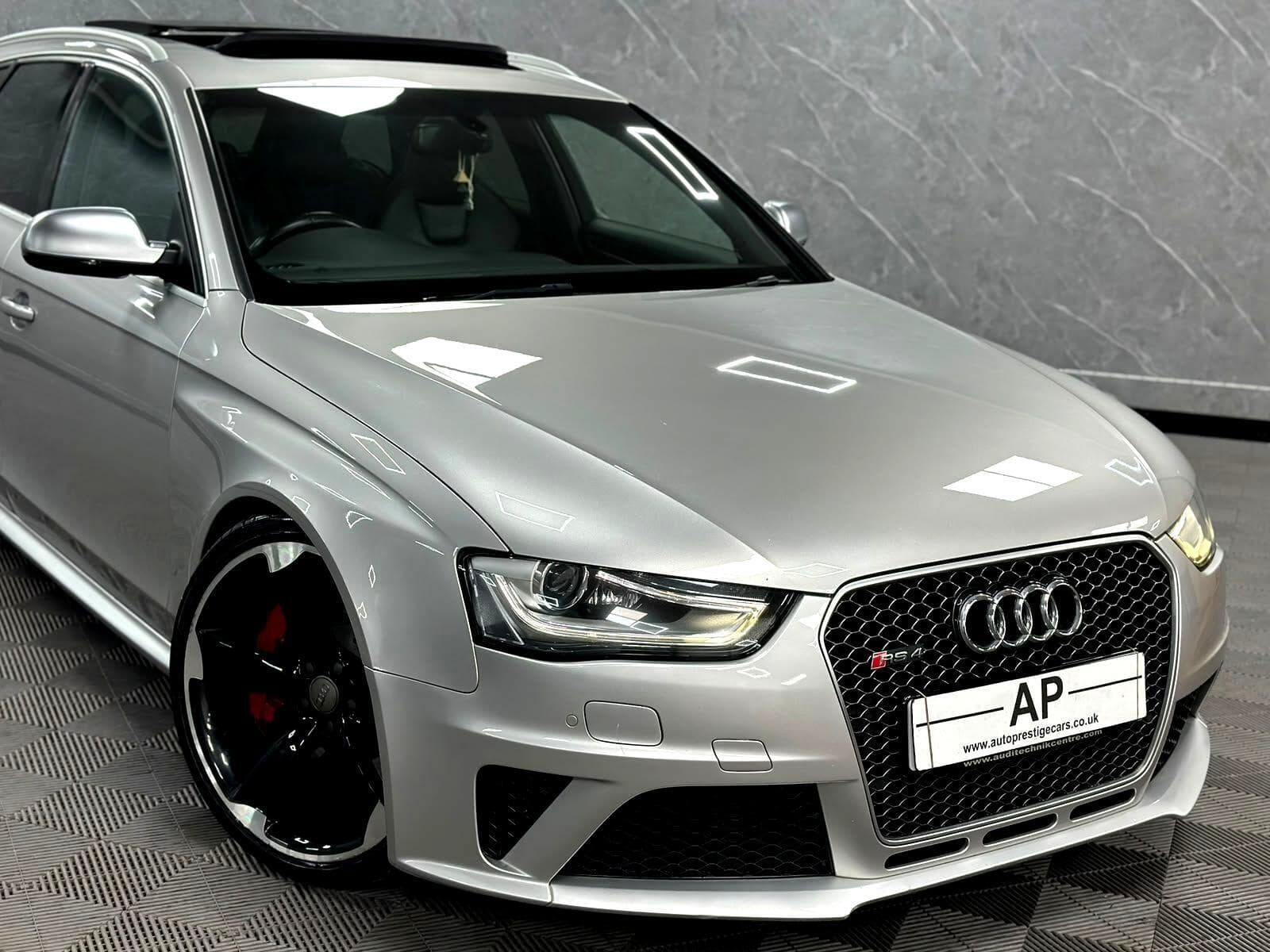 2015 Audi RS4 Avant - Thumbnail 23