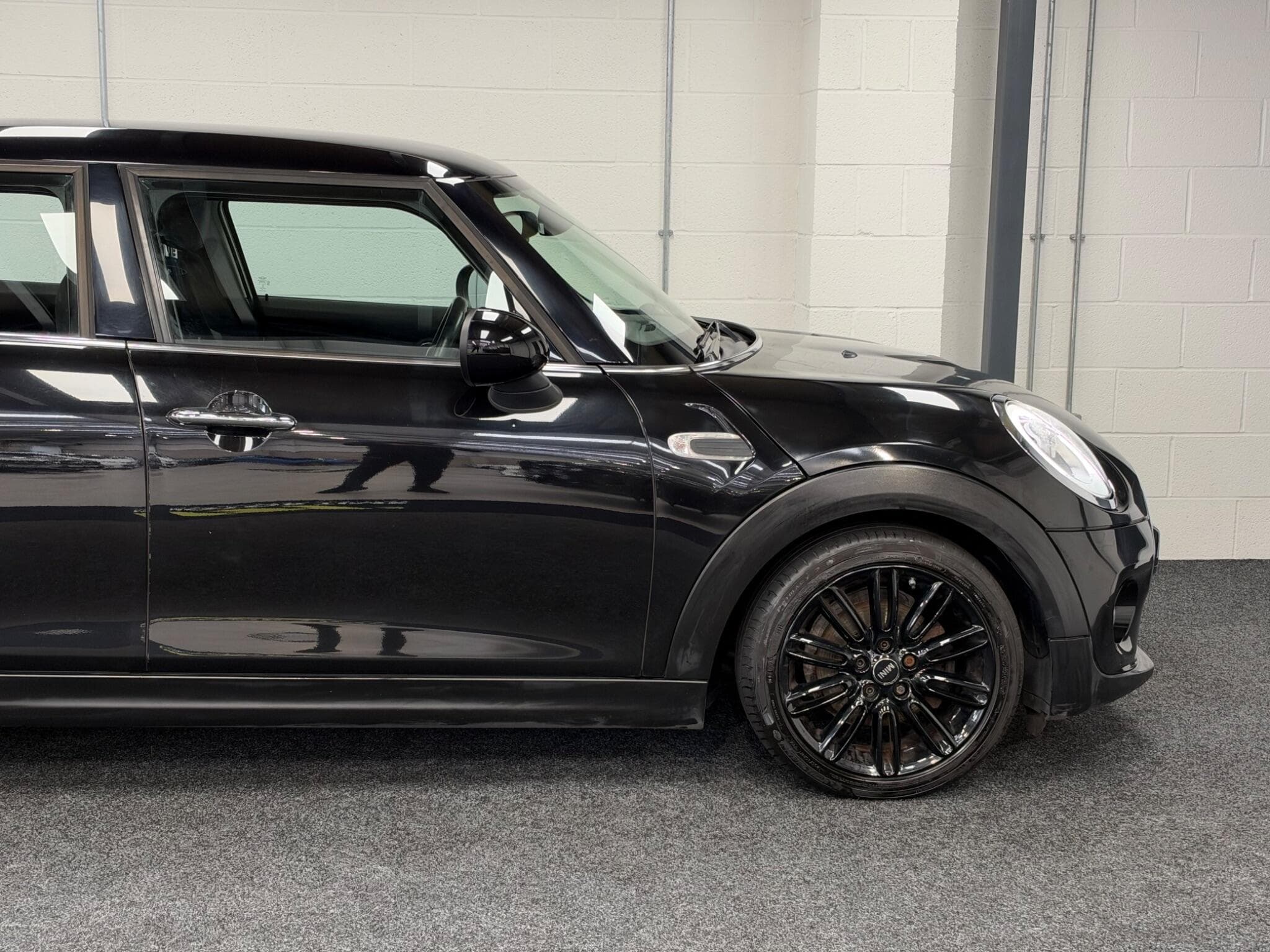 2016 MINI Hatch - Thumbnail 10