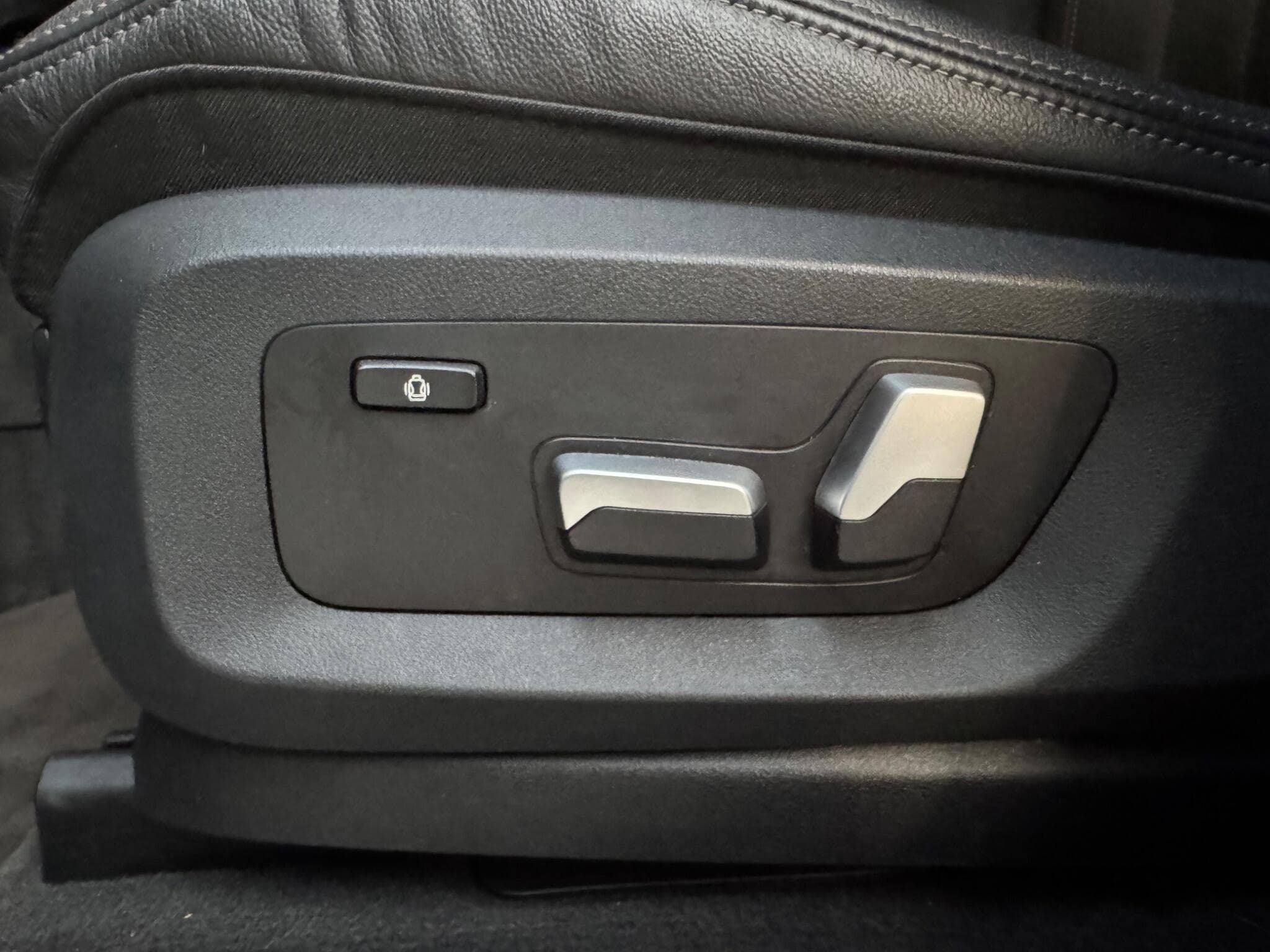 2020 BMW X5 - Thumbnail 40