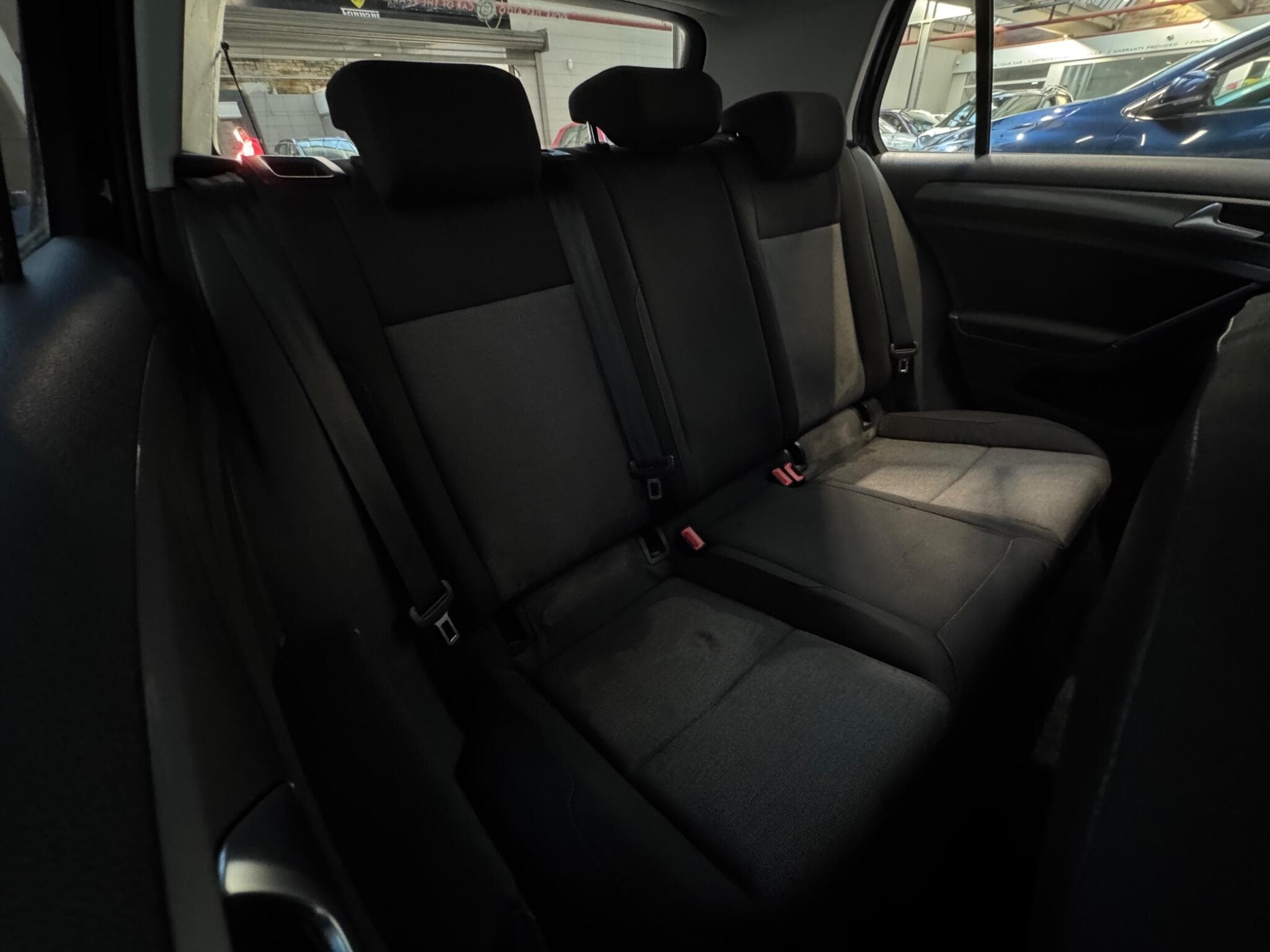 2013 Volkswagen Golf - Thumbnail 12