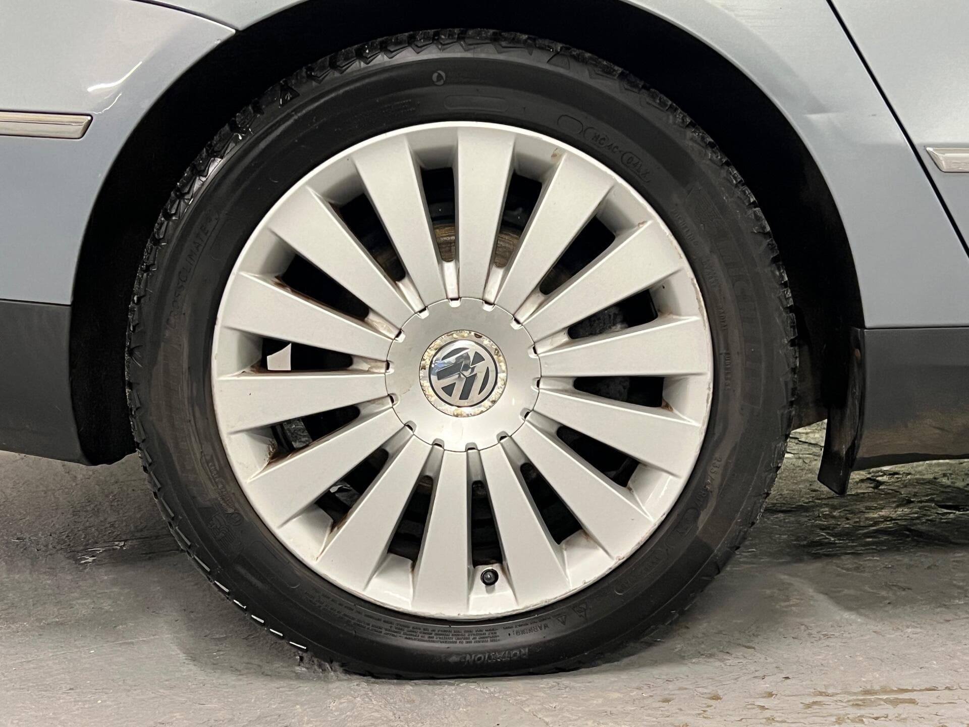 2009 Volkswagen Passat - Thumbnail 16