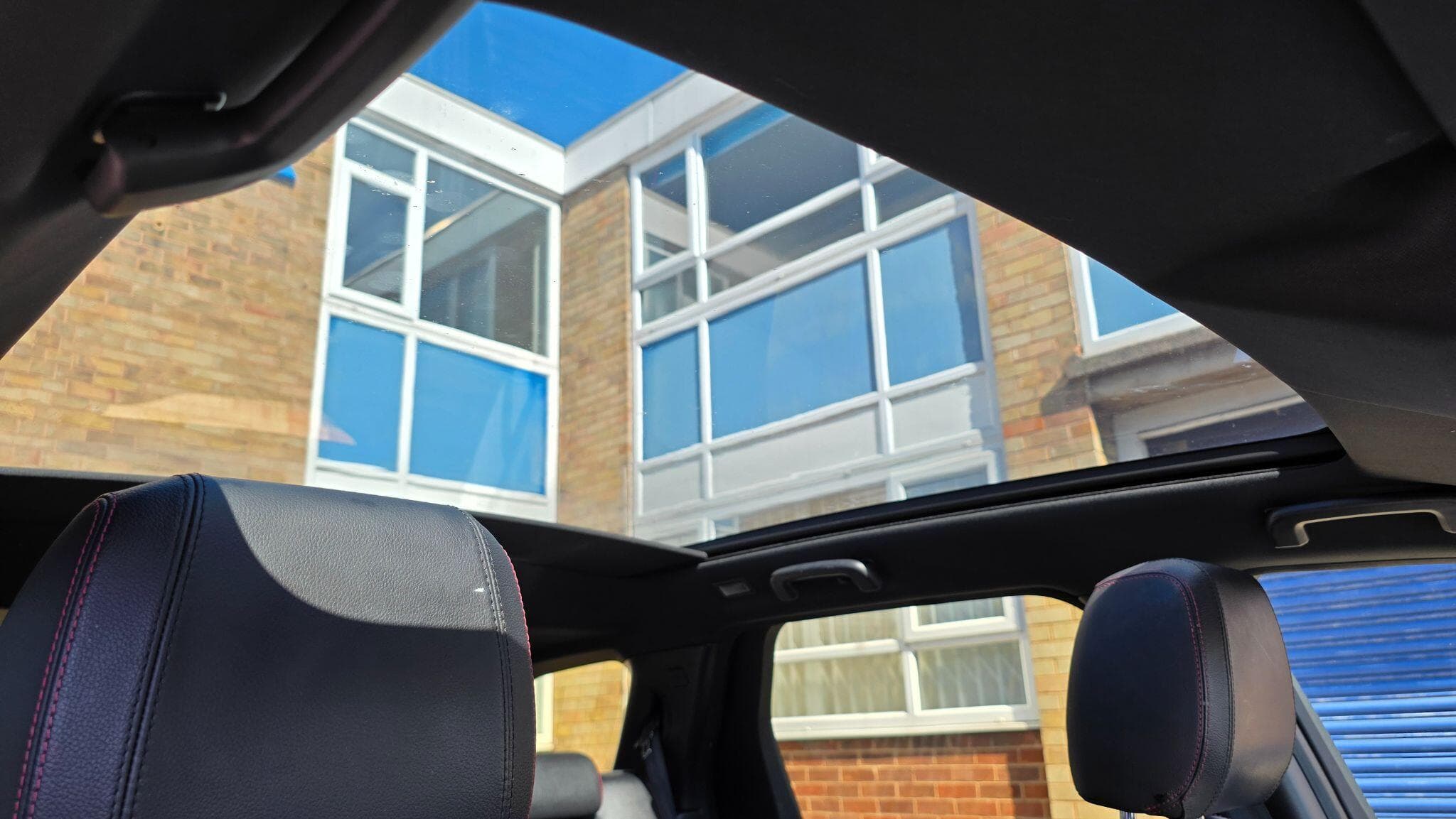 2020 Land Rover Discovery Sport - Thumbnail 25