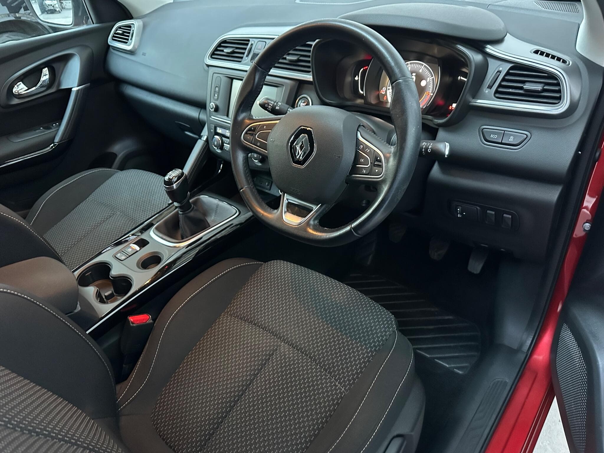 2017 Renault Kadjar - Image 4