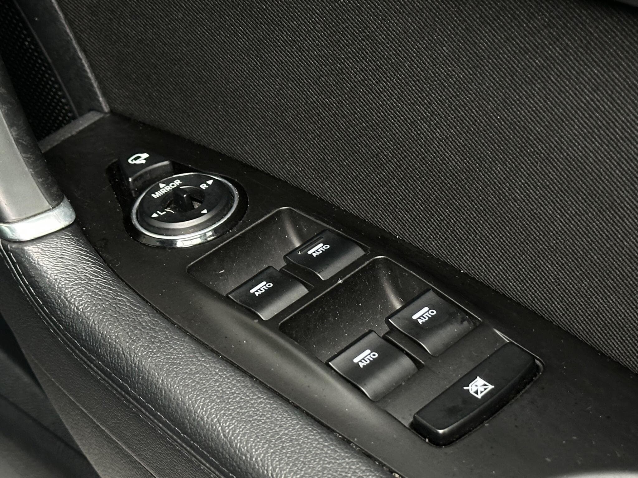 2013 Hyundai i40 - Thumbnail 20