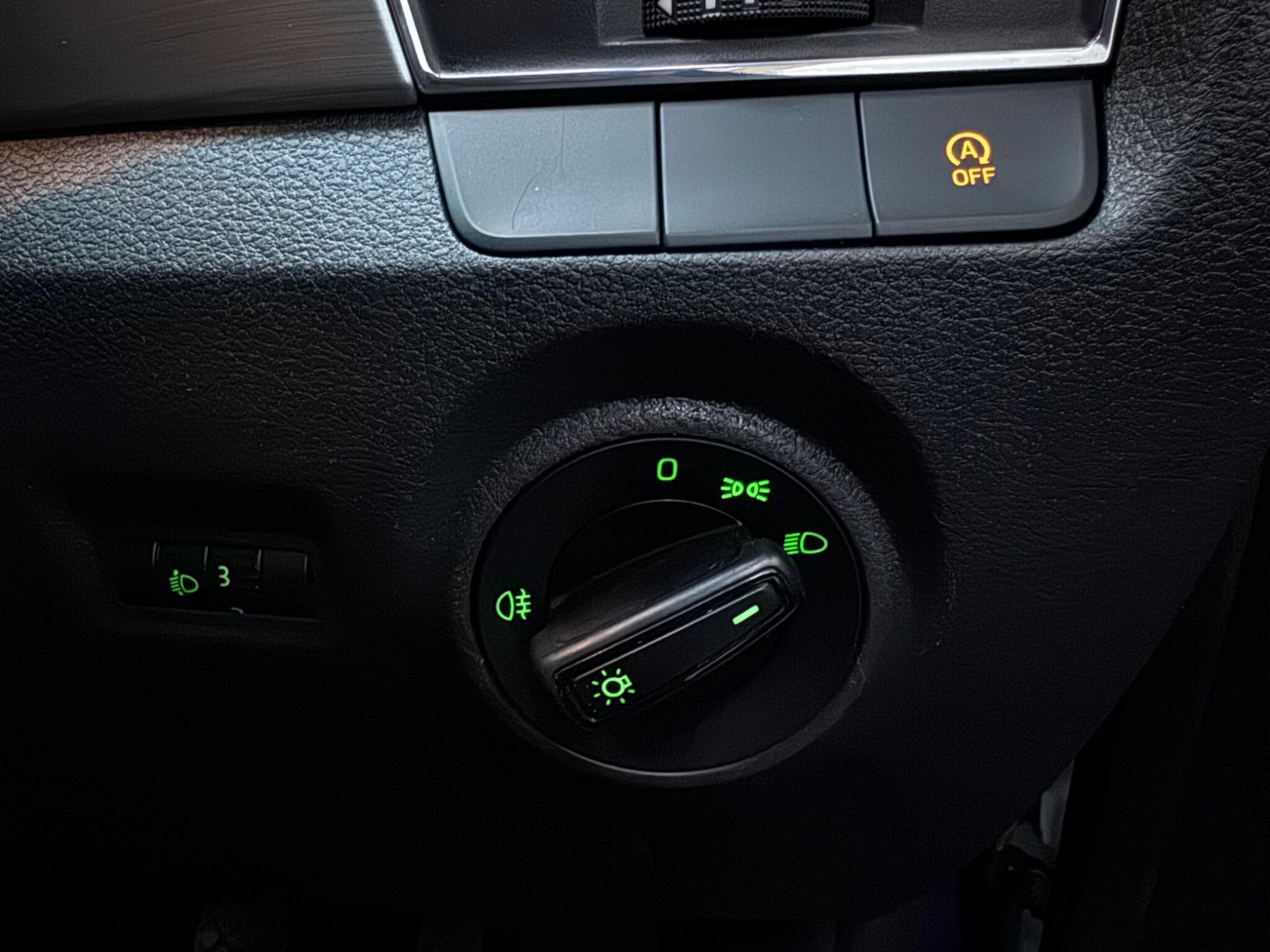 2015 Skoda Fabia - Thumbnail 19