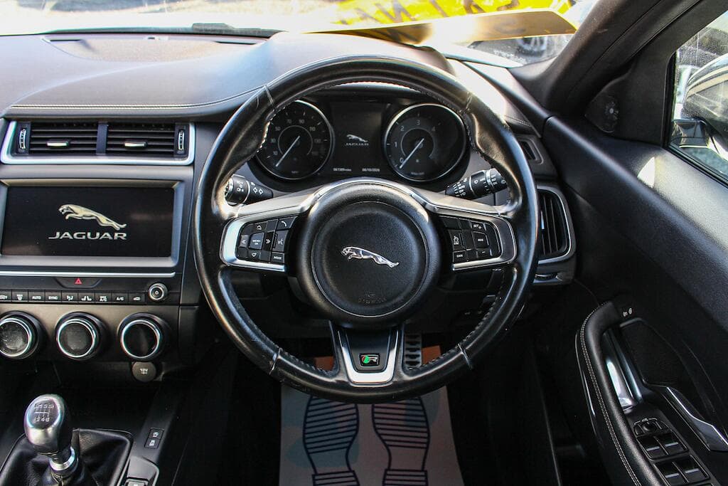 2020 Jaguar E-PACE - Thumbnail 23