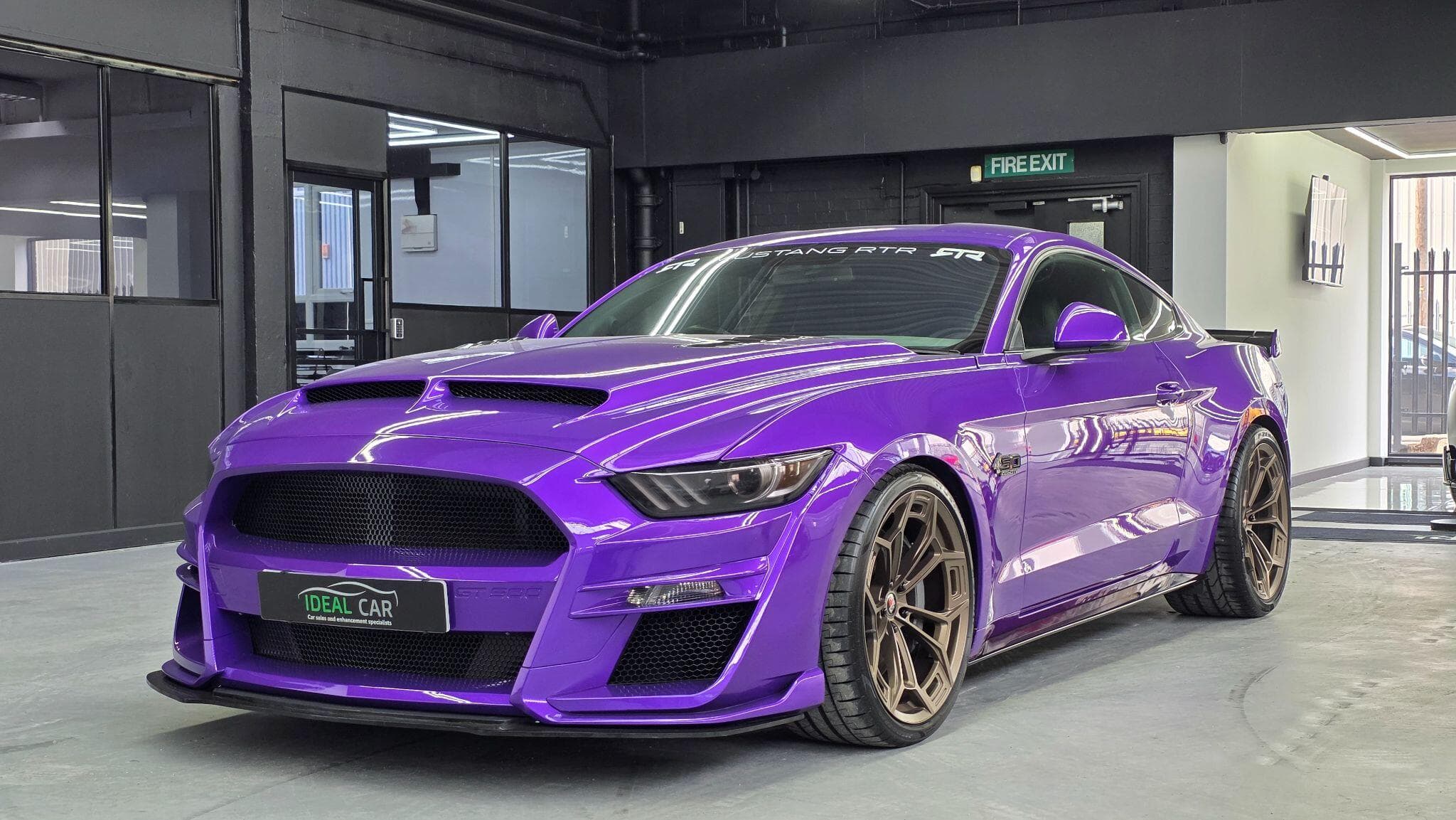 2018 Ford Mustang - Main