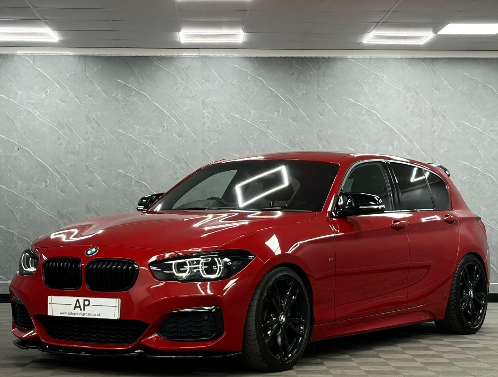 2018 BMW 1 Series - Thumbnail 14