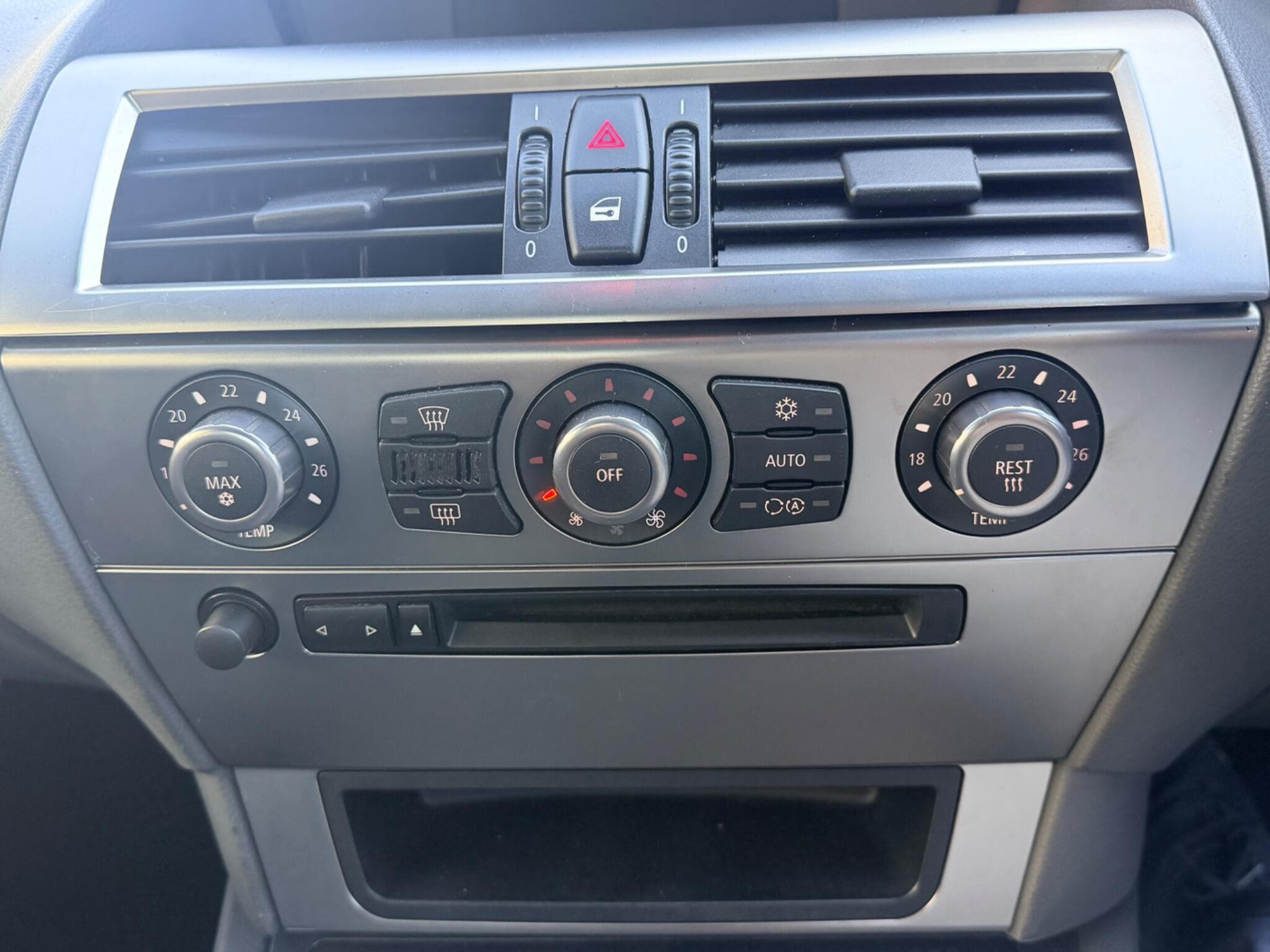 2005 BMW 6 Series - Thumbnail 17