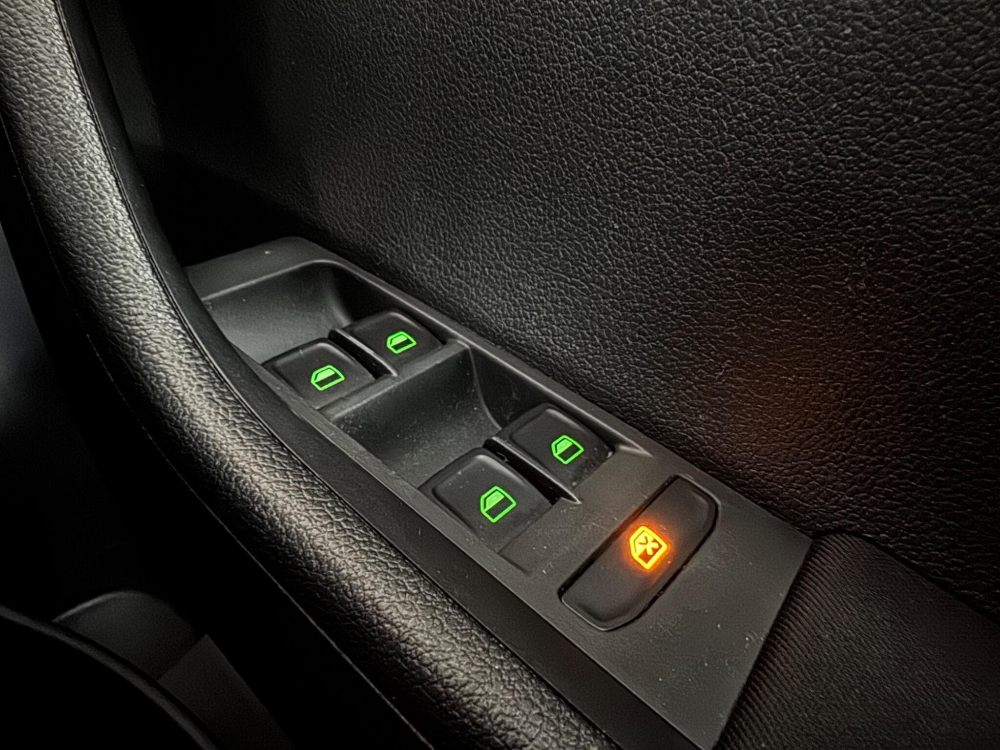 2015 Skoda Fabia - Thumbnail 20