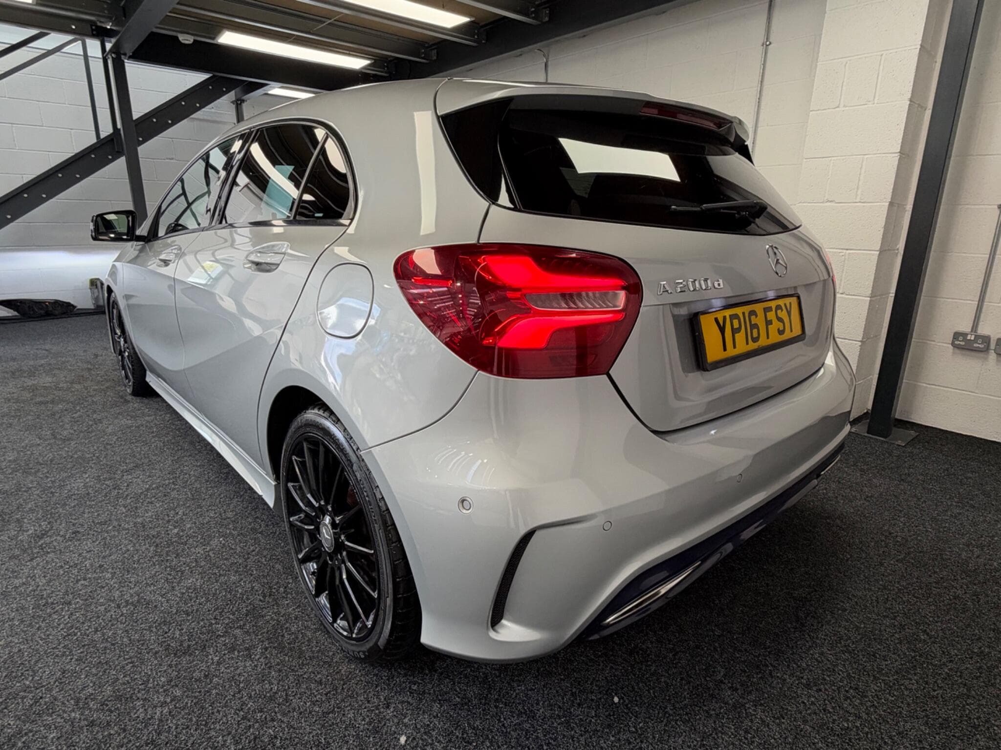 2016 Mercedes-Benz A Class - Image 4
