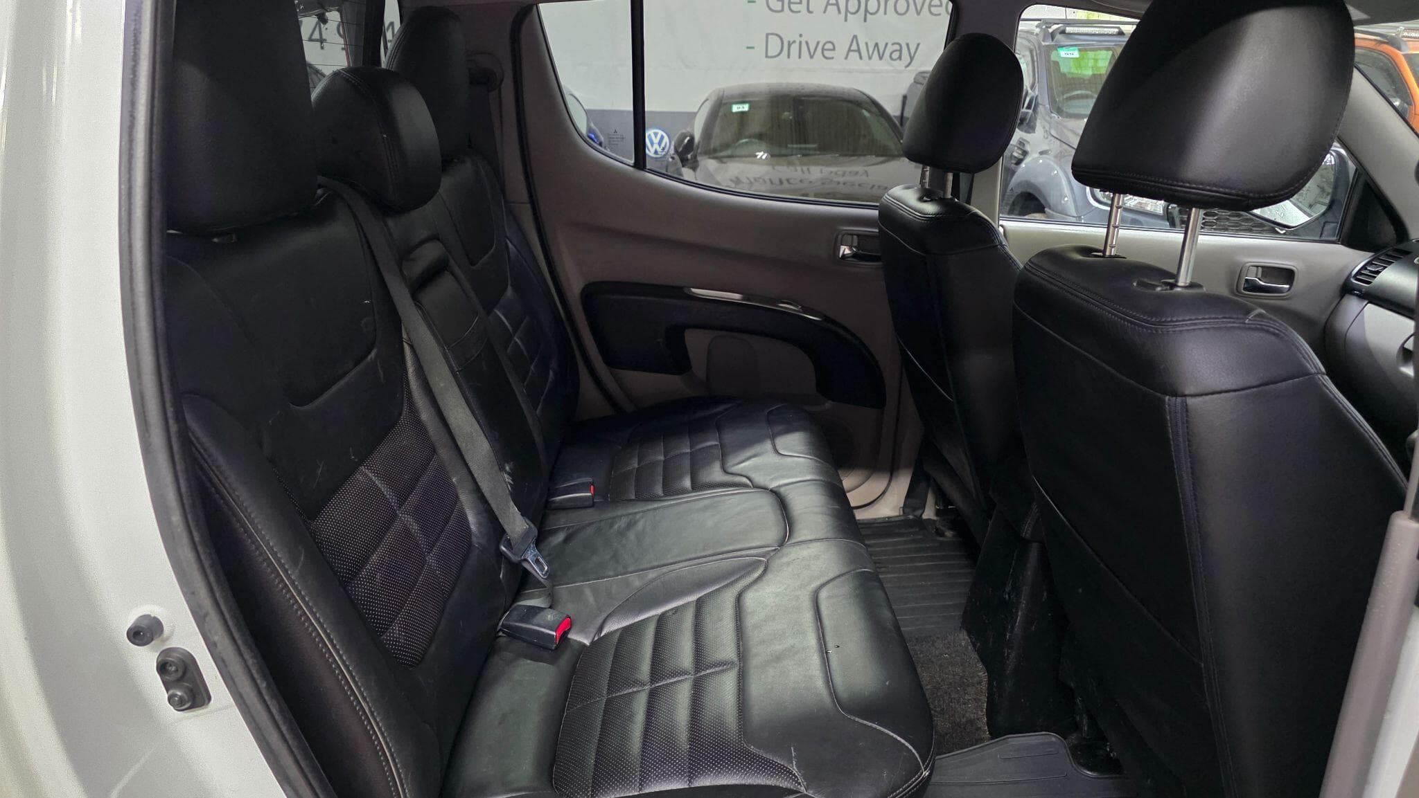 2012 Mitsubishi L200 - Thumbnail 13