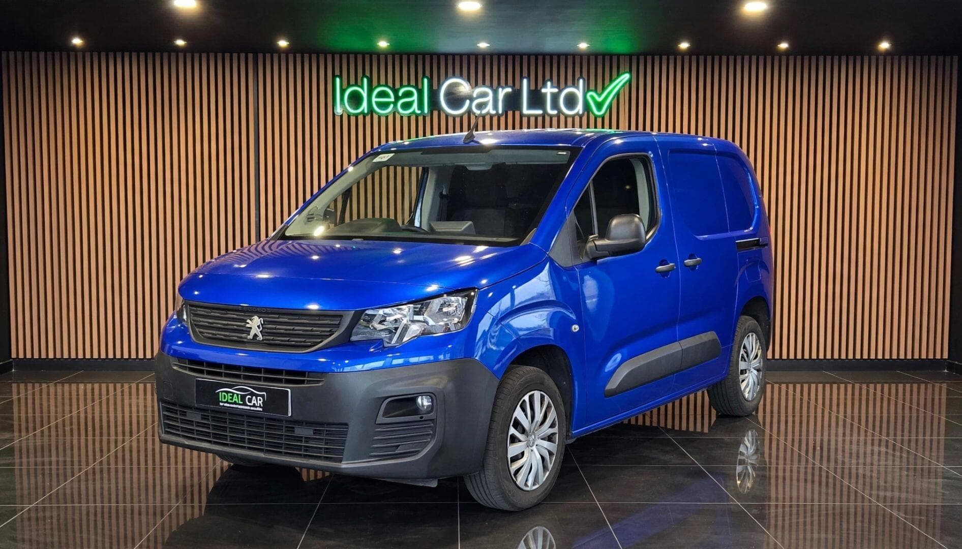 2021 Peugeot Partner - Image 1