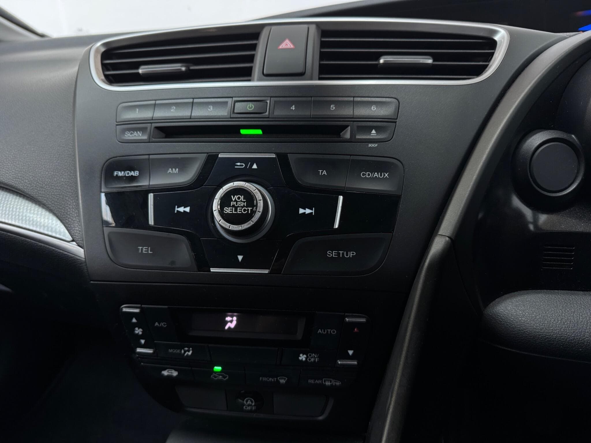 2016 Honda Civic - Thumbnail 17