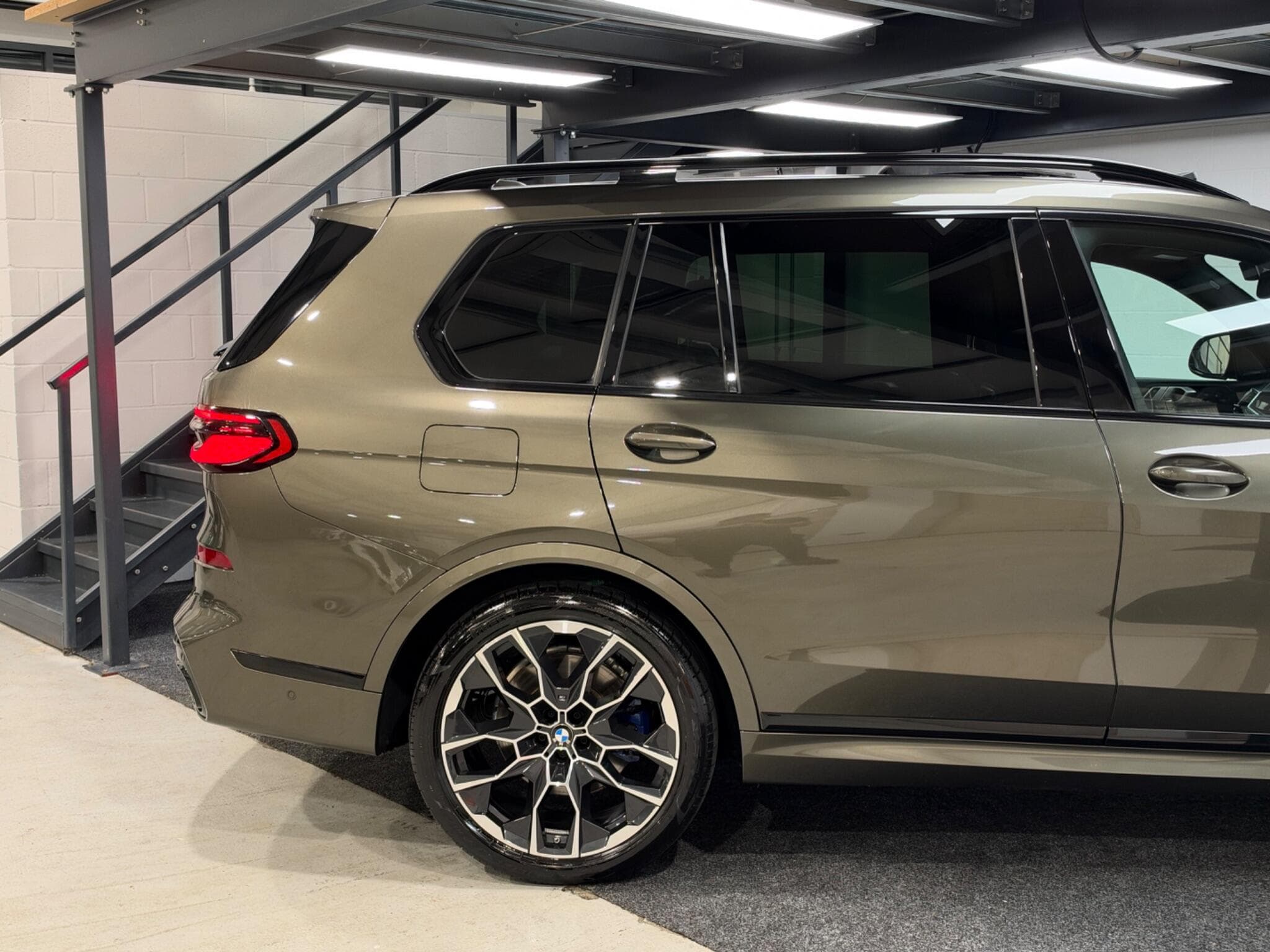 2024 BMW X7 - Thumbnail 42
