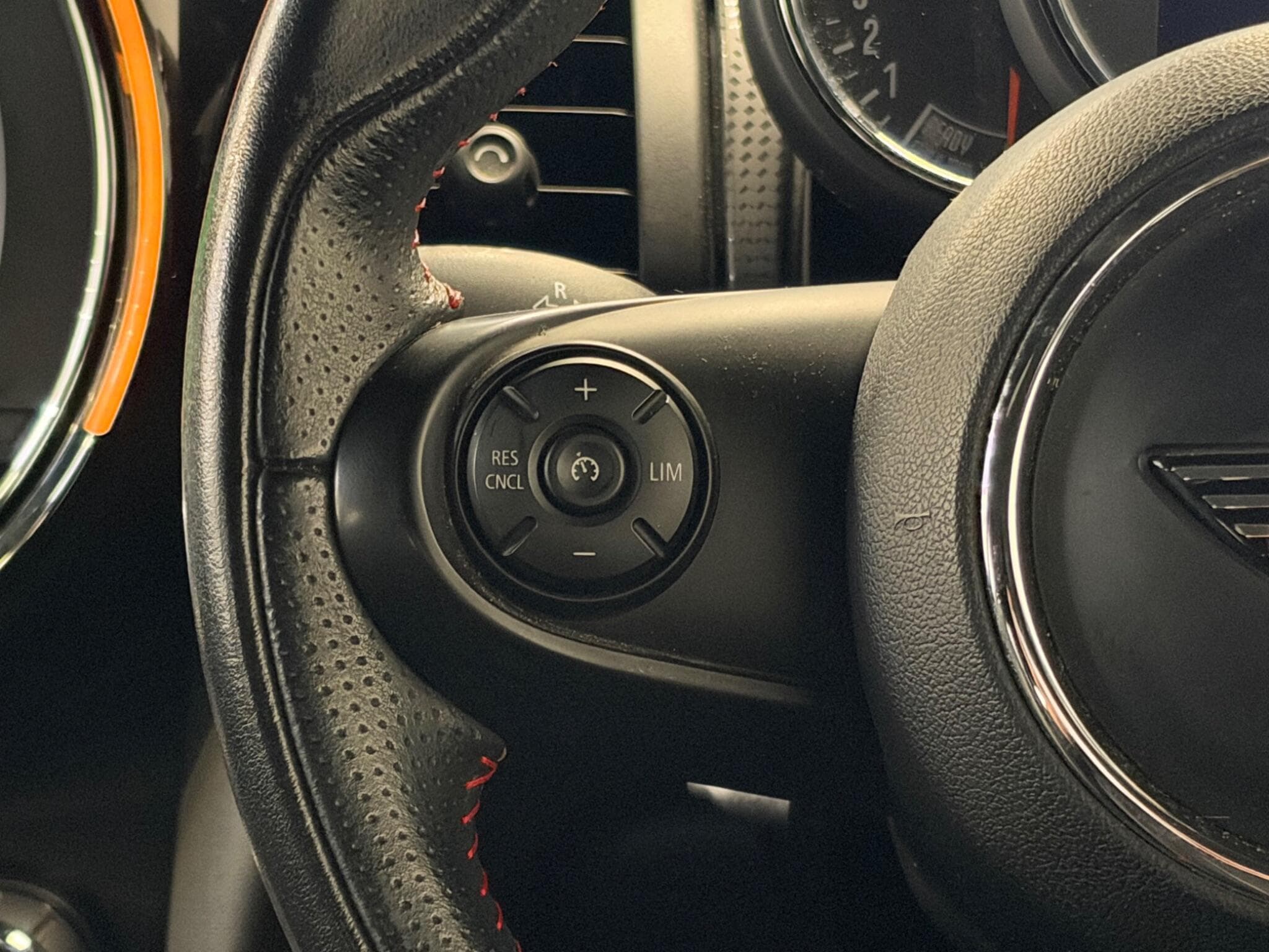2018 MINI Hatch - Thumbnail 27