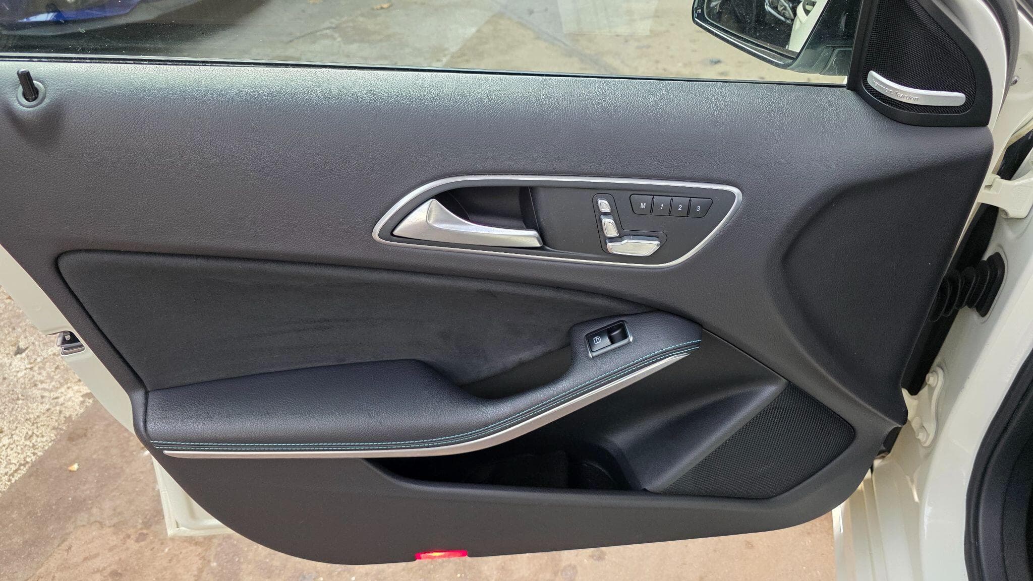 2015 Mercedes-Benz A Class - Thumbnail 17