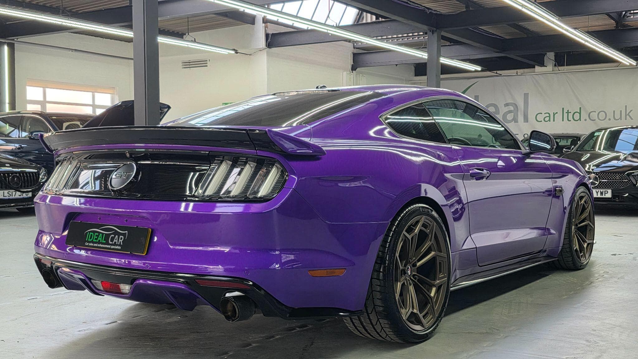 2018 Ford Mustang - Thumbnail 9