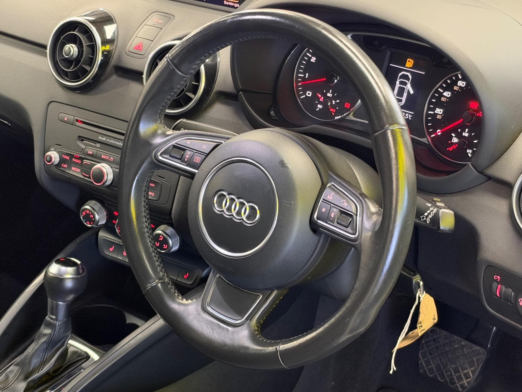 2011 Audi A1 - Thumbnail 39