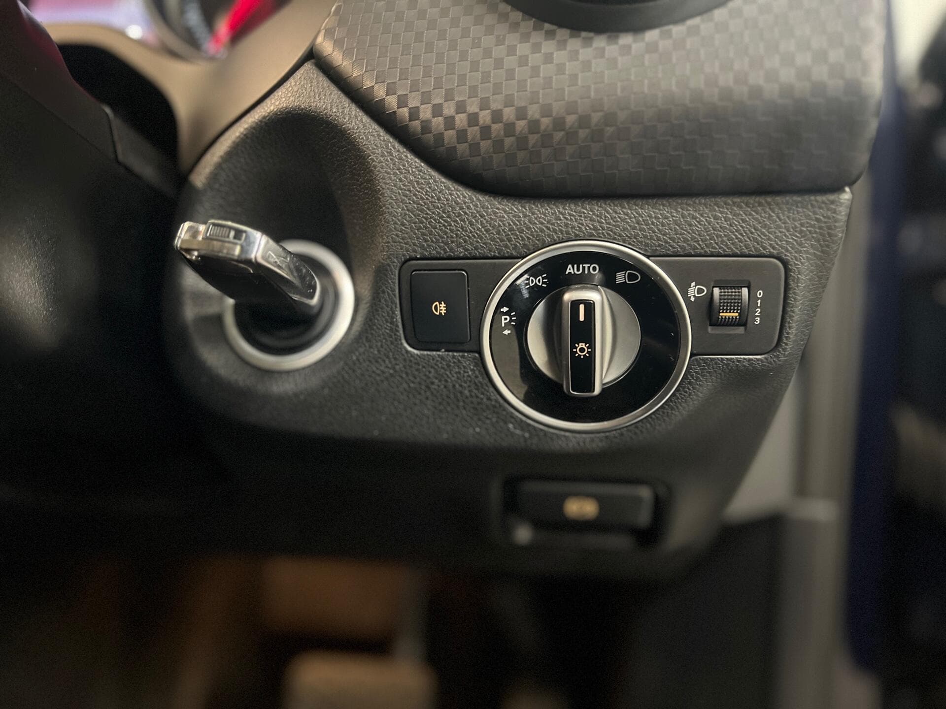 2017 Mercedes-Benz A Class - Thumbnail 29