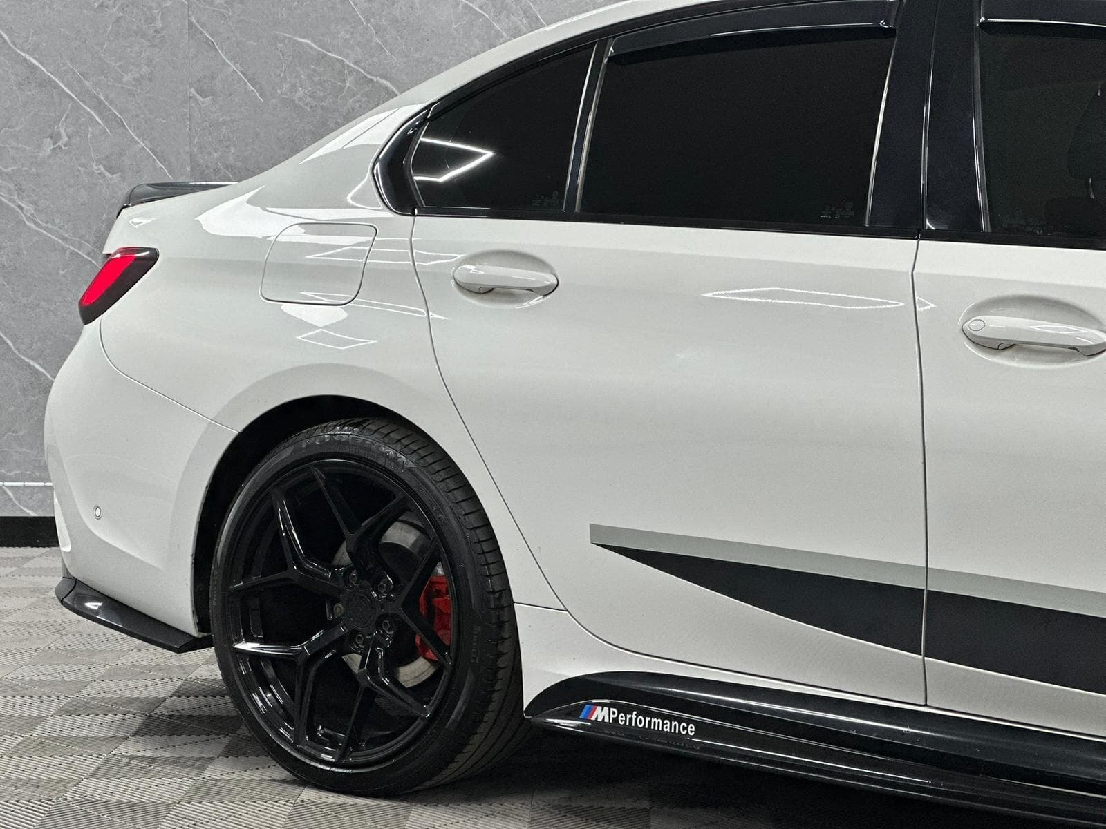 2020 BMW 3 Series - Thumbnail 11