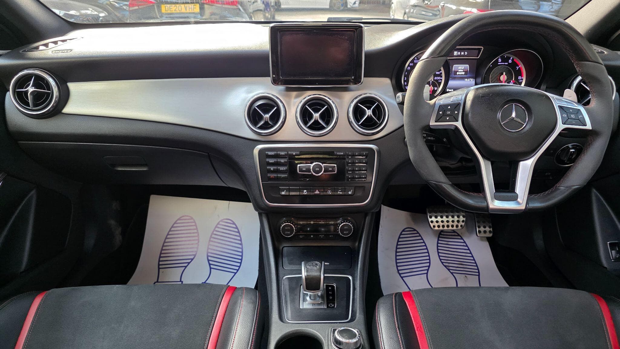 2015 Mercedes-Benz GLA - Main