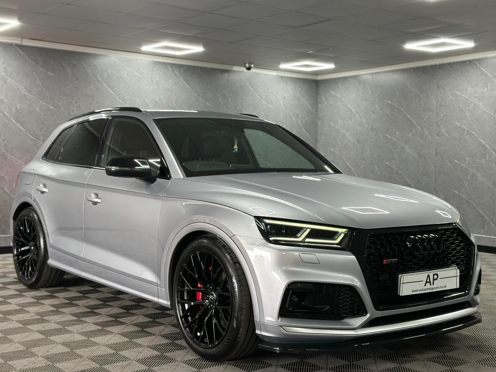 2017 Audi SQ5 - Thumbnail 8