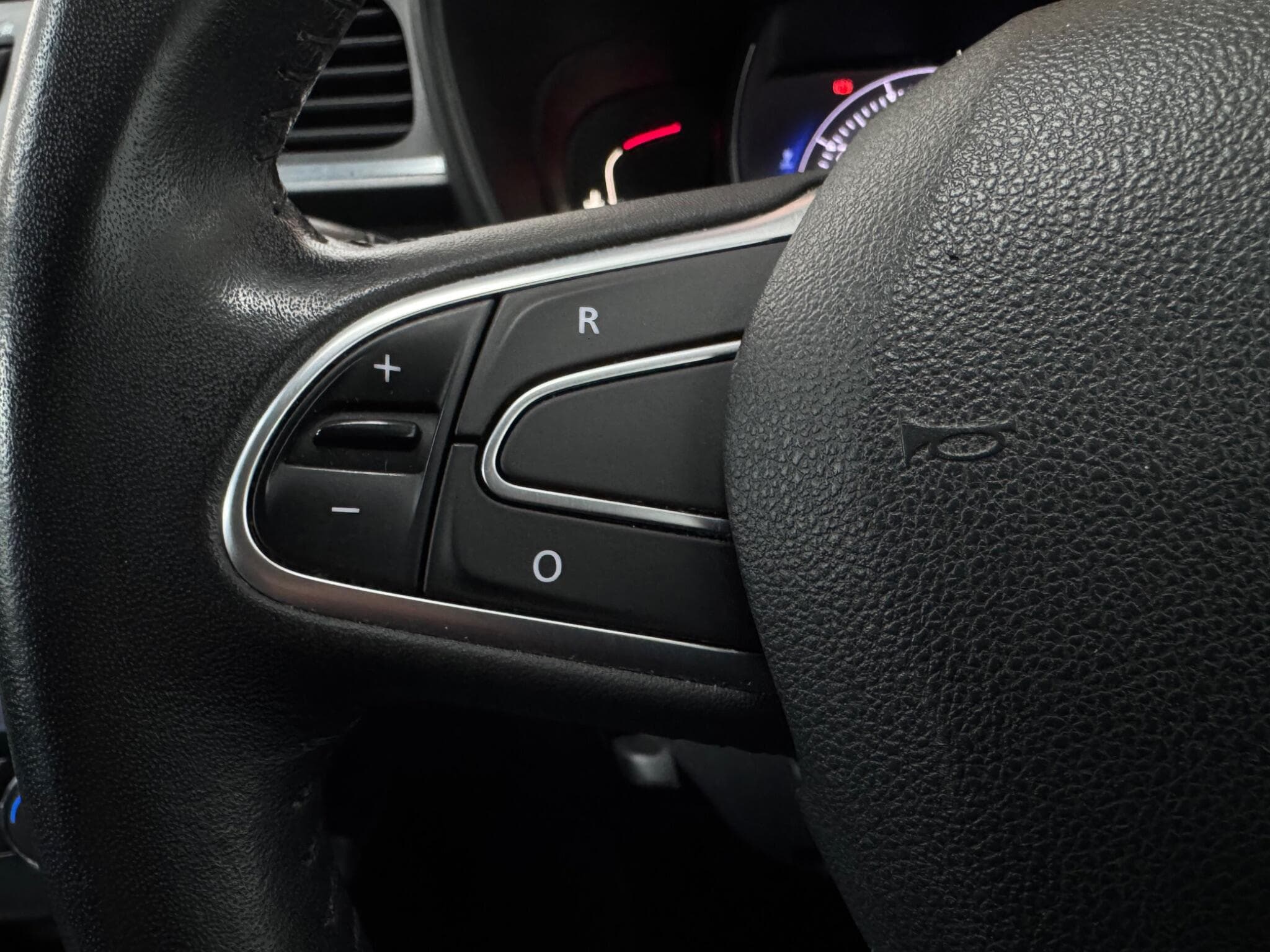 2018 Renault Kadjar - Thumbnail 23