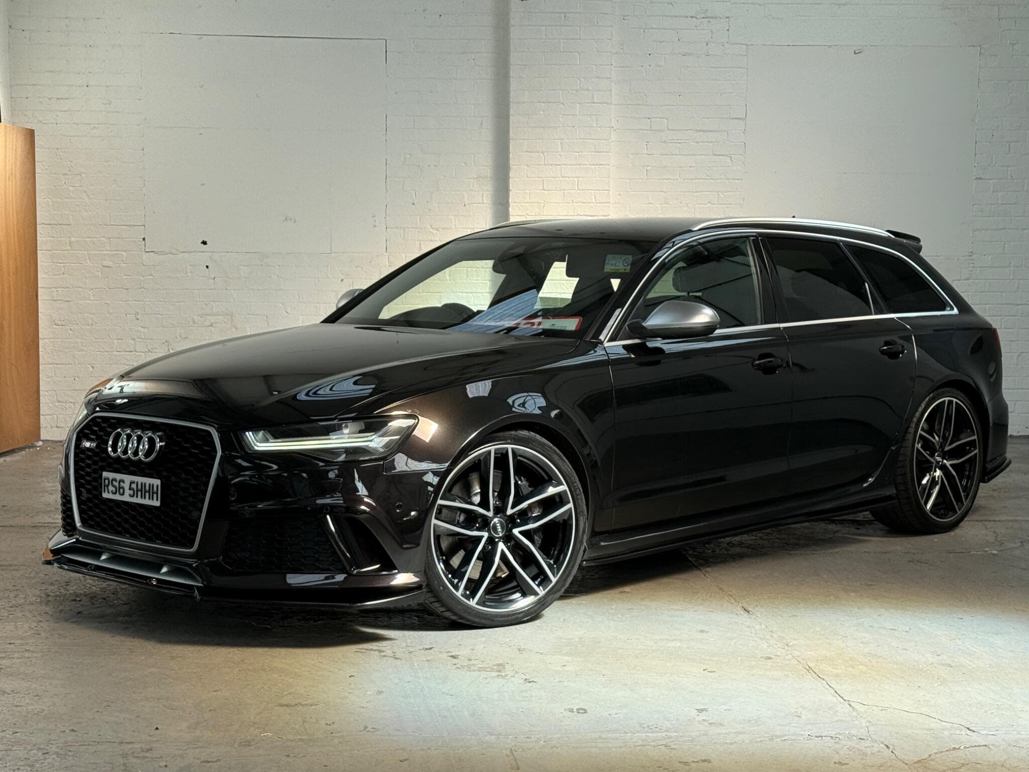 2017 Audi RS6 Avant - Thumbnail 8