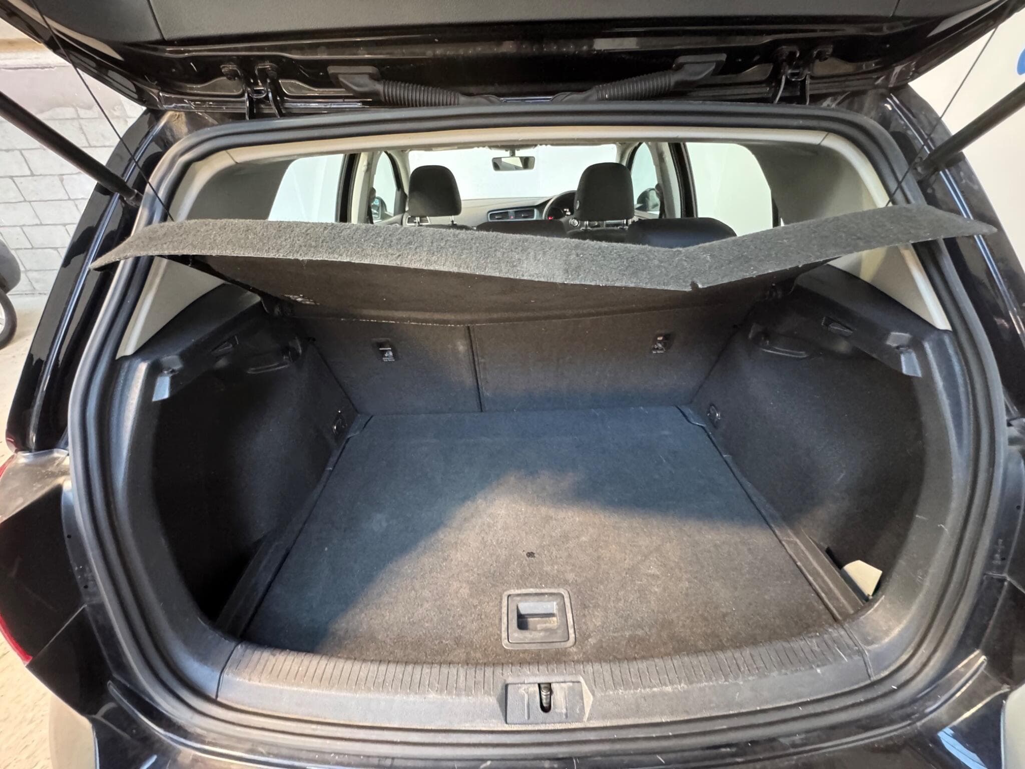 2013 Volkswagen Golf - Thumbnail 20